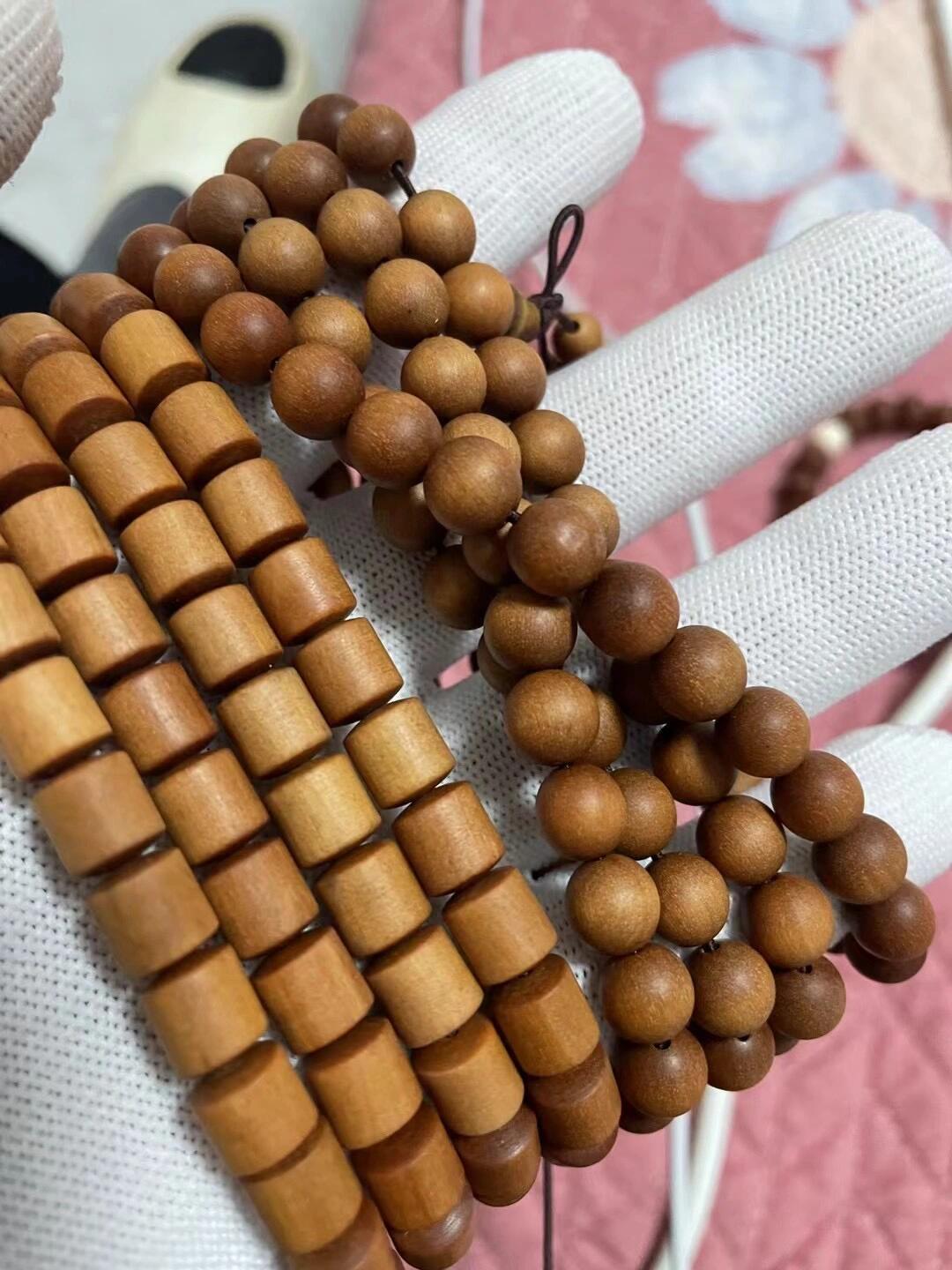 芭比檀是最低端的老山檀假货 芭比檀不是檀木,是柚木,成本大约10多块