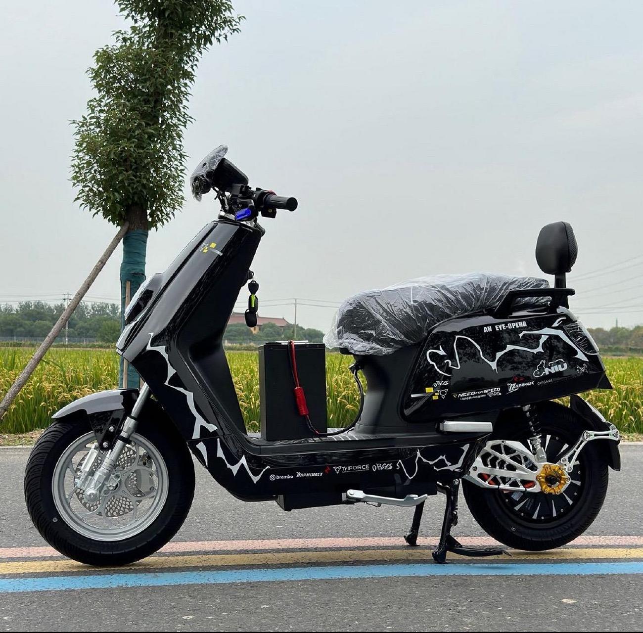 大牛n7全新  改装2000电机全顺,兰德72.