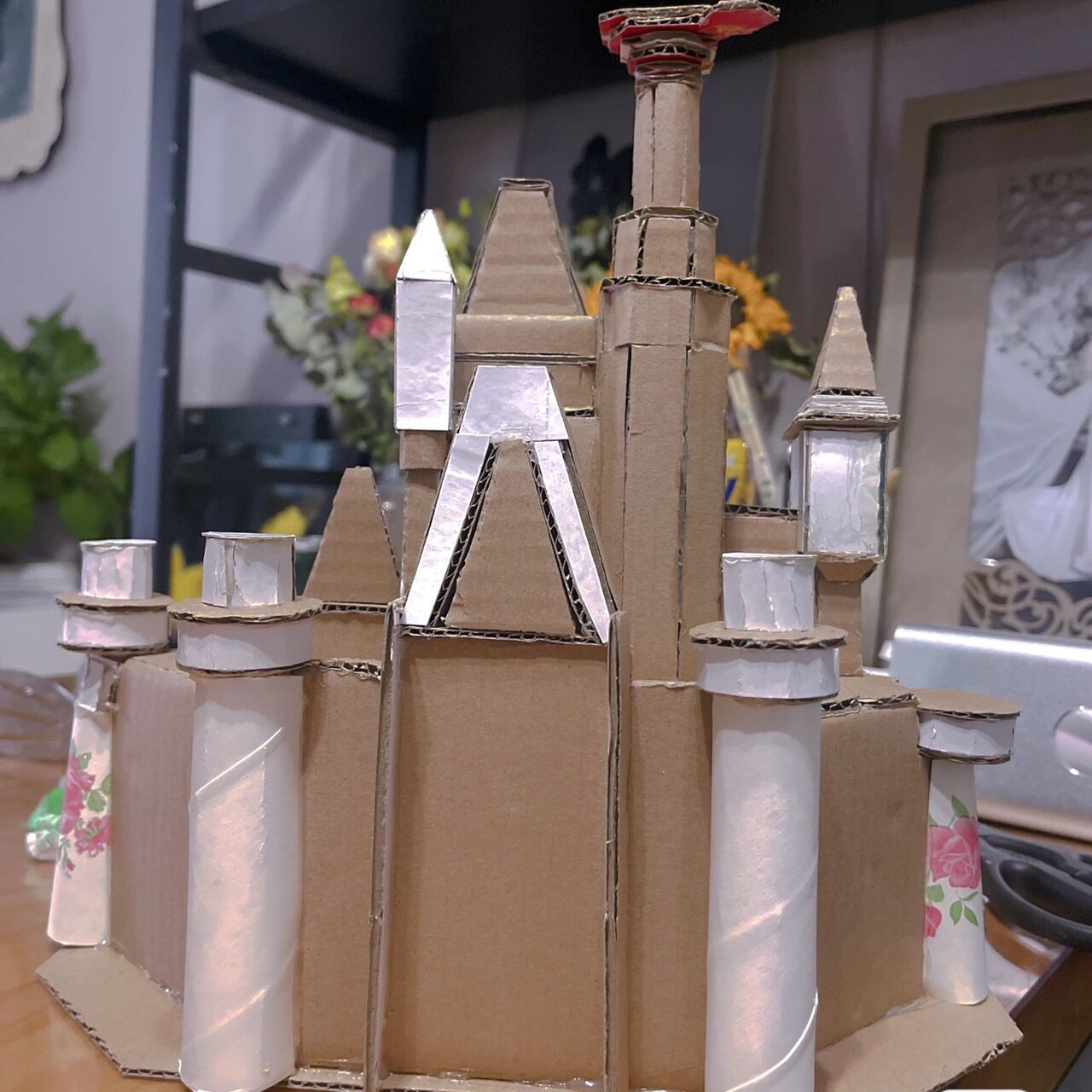 粘土房子 迪士尼城堡98 这个做了大概一个星期 那段时间没什么事情