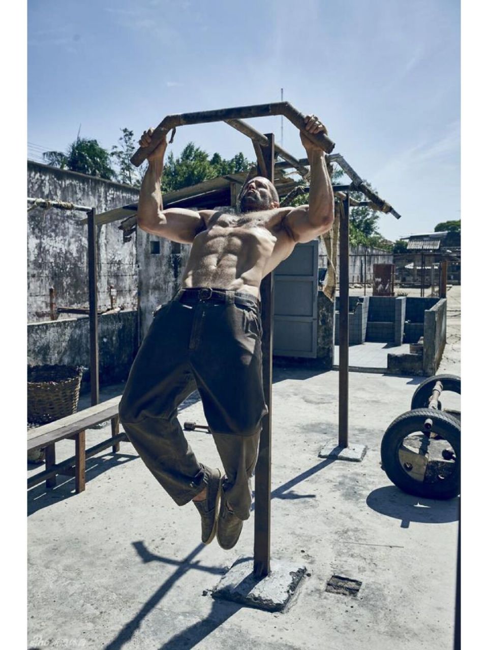 郭达这肌肉线条,确实不错 杰森曾在一次采访中透露道: "我在海豹突击