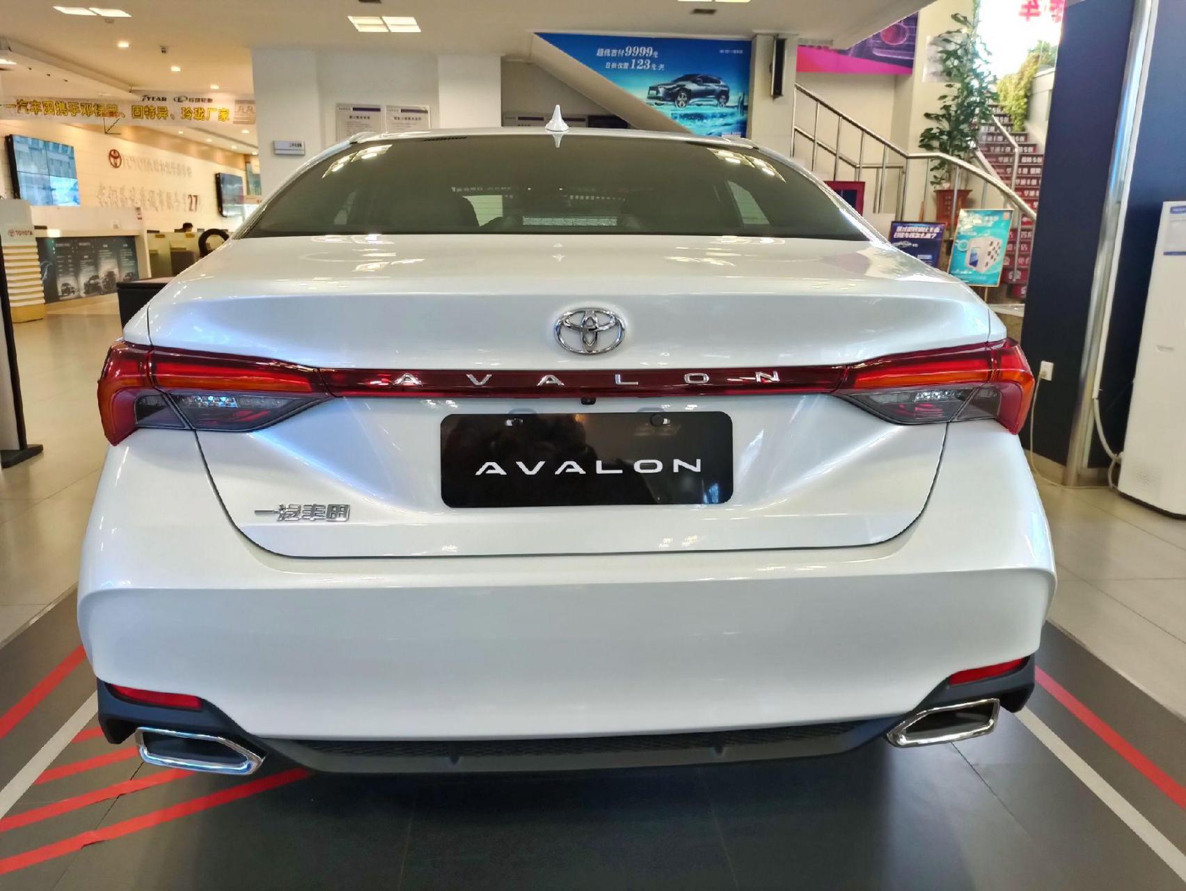 丰田亚洲龙和丰田凯美瑞你怎么选?亚洲龙 avalon 2.