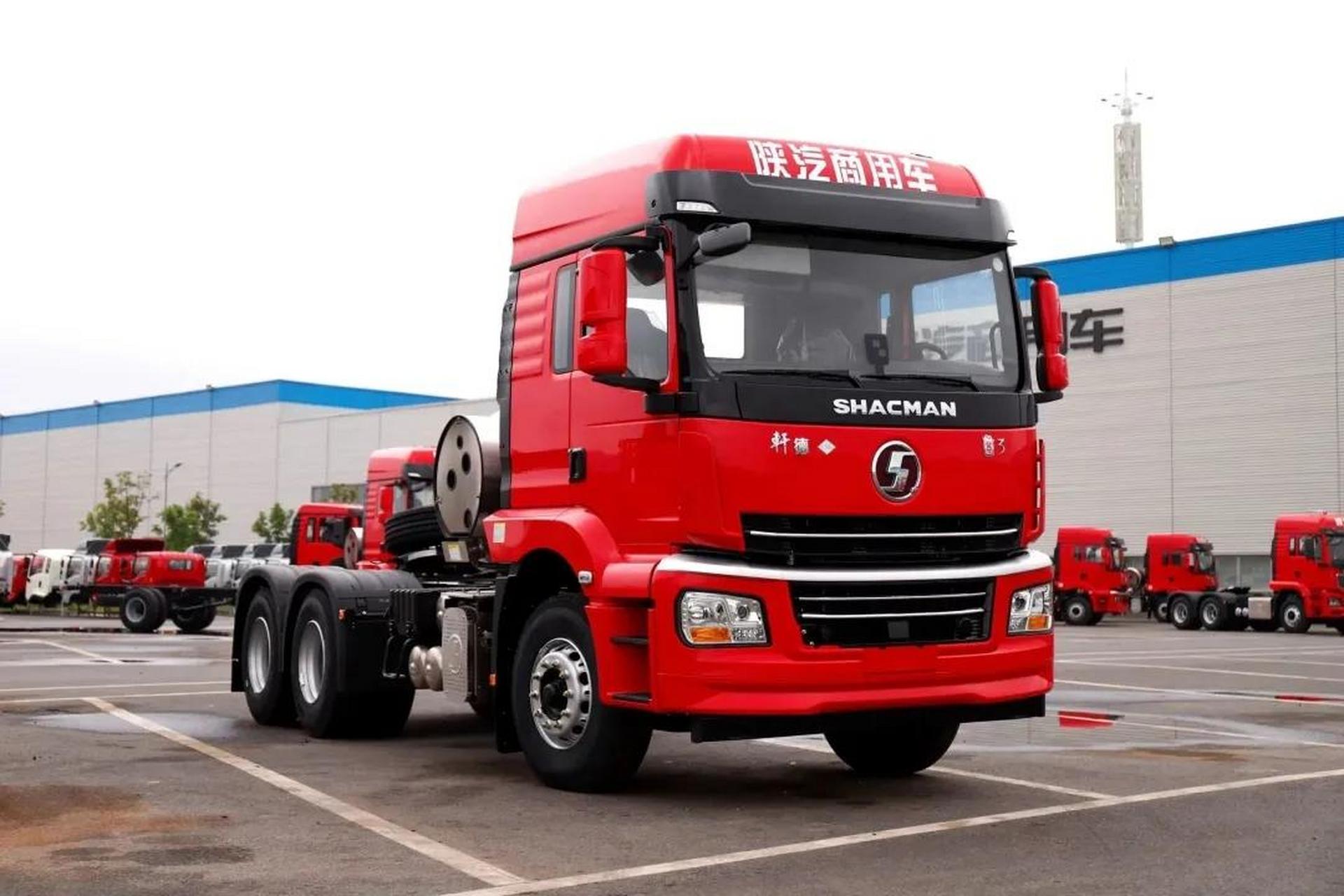 来吧老铁,陕汽轩德翼3天然气牵引车,480玉柴lng,37万包牌上路,贷款