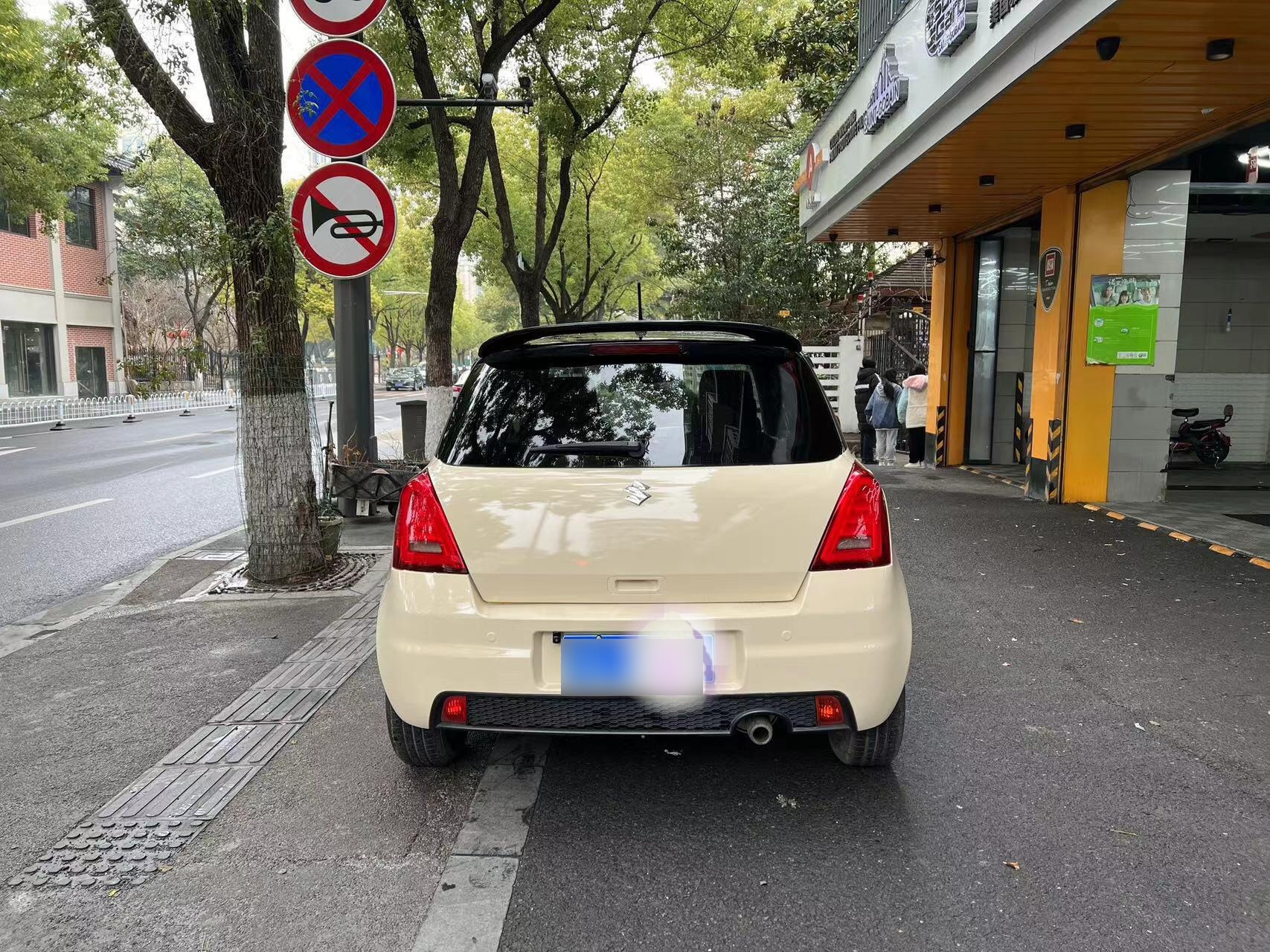 欢迎私信客服 历时一个多月 外观终于差不多啦 铃木雨燕 雨燕改装改色