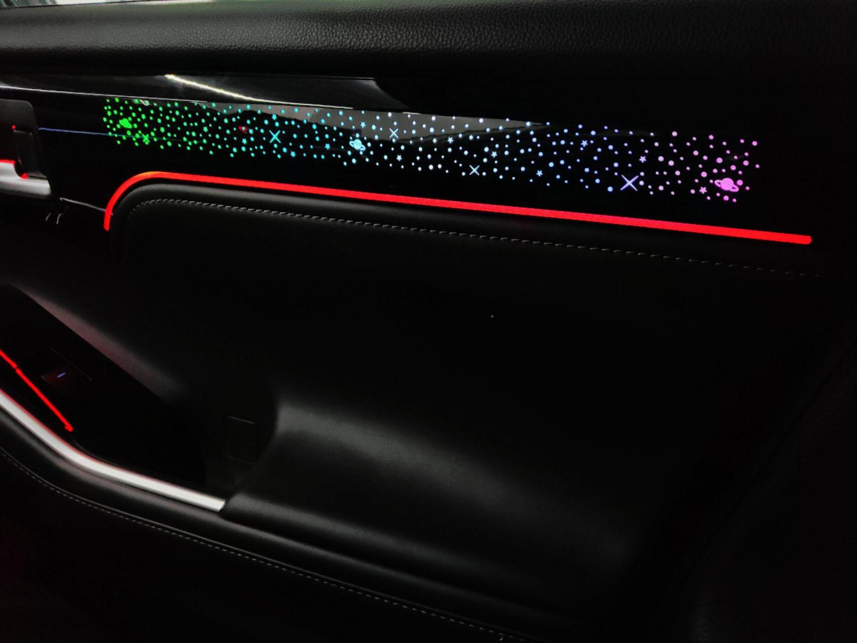 丰田汉兰达星空饰板氛围灯