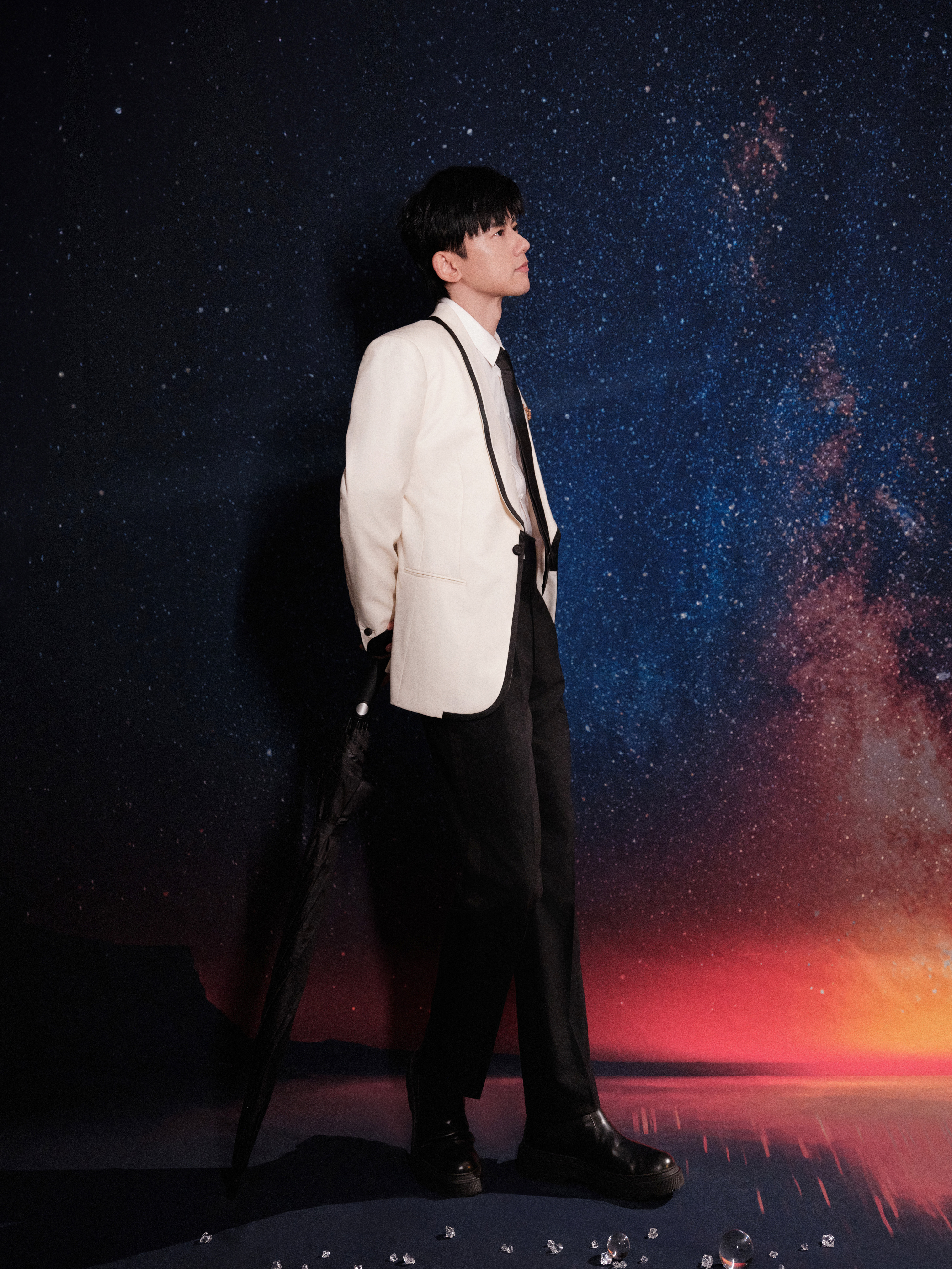 歌曲《星辰大海》原唱完整版(星辰大海原唱现场版)