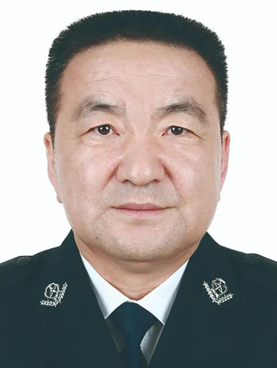 王成国辞去浙江省副省长职务 头条热榜:王成国大学读的是法律,作为