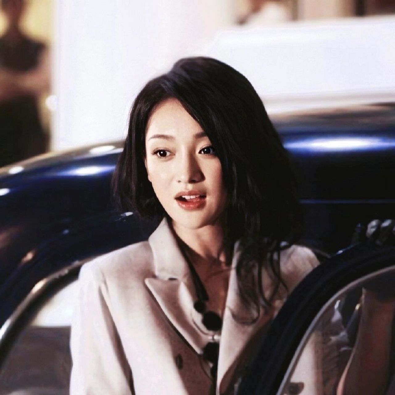 周迅,1974年10月18日出生于浙江省衢州市,华语影视女演员,歌手.