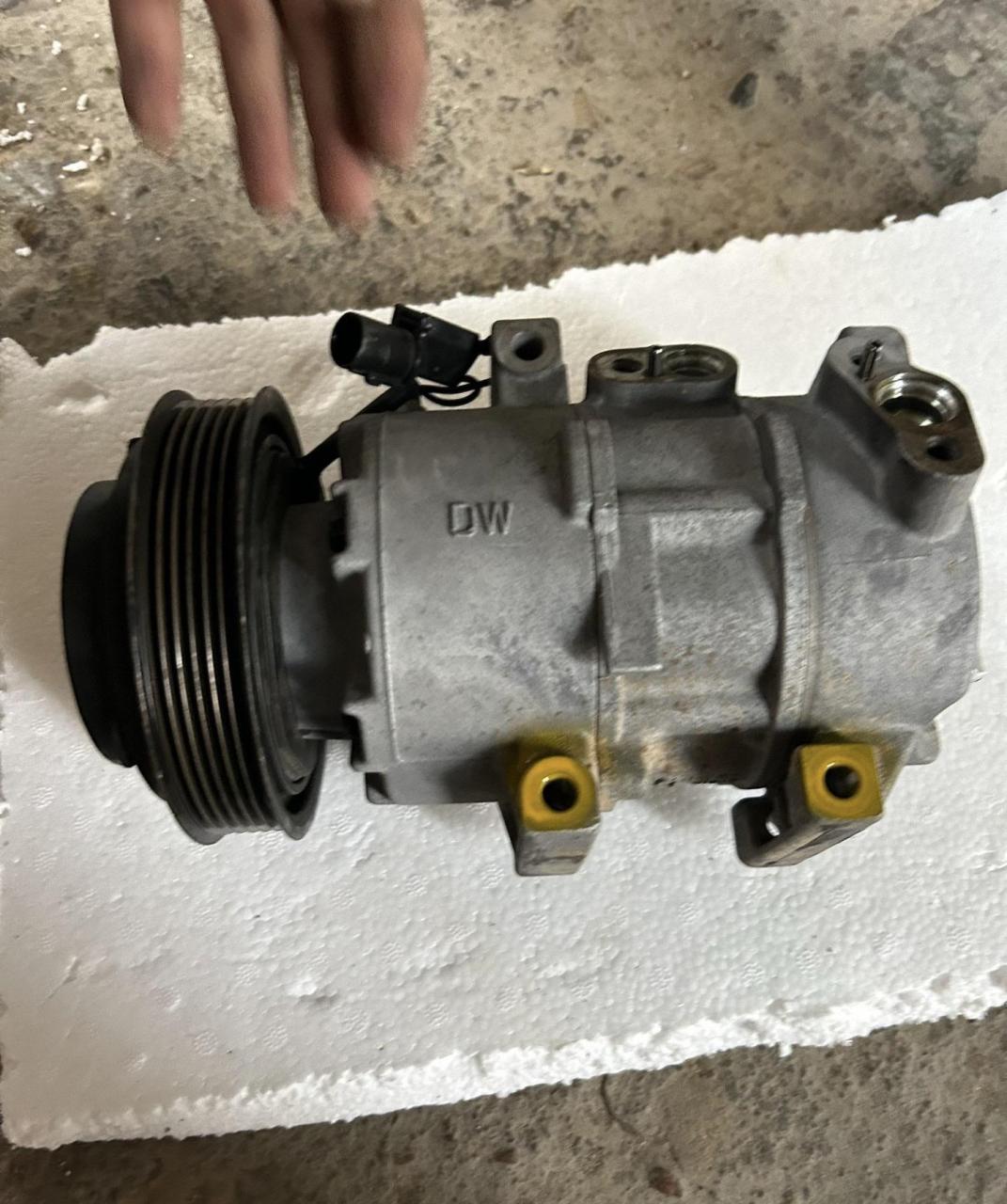 福瑞迪原装原厂拆车件压缩机空调泵,测试好压力正常才发货,点我想要私