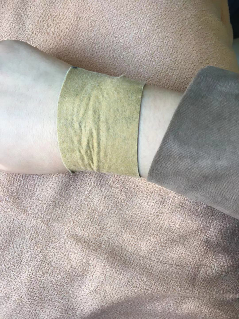 这款生姜贴亲测有效     手腕腱鞘炎好几年了, 去过大医院看拿些乱七
