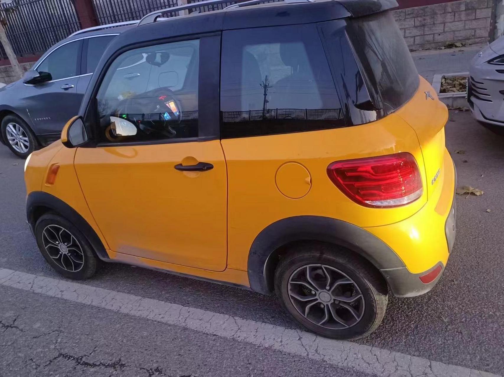 21购买今日阳光m2顶配,23年更换全新六块120安电池,冷暖空调,一键启动