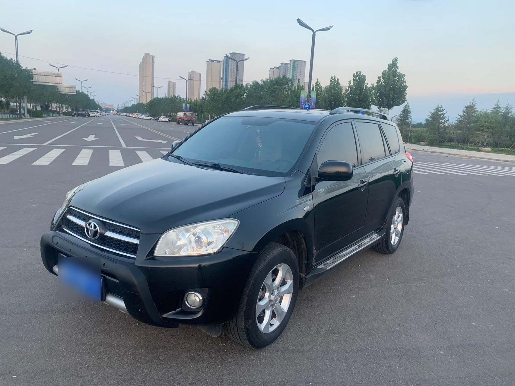 2011年丰田小公主 rav4 一手车 车况精品 20自动挡天窗 定速巡航