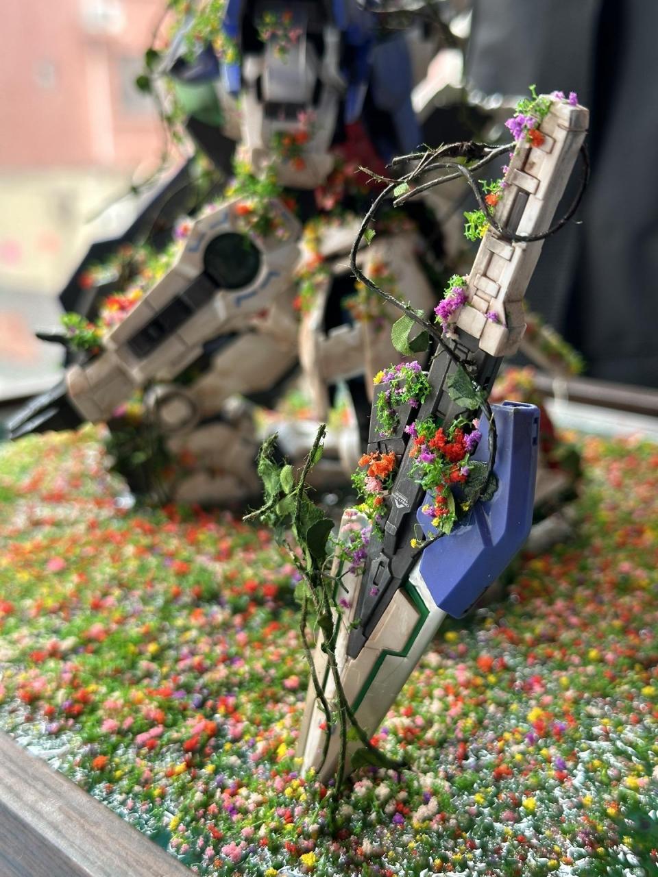 "向死而生"破败与生机的碰撞 机械与鲜花的浪漫～ pg能天使  花海场景