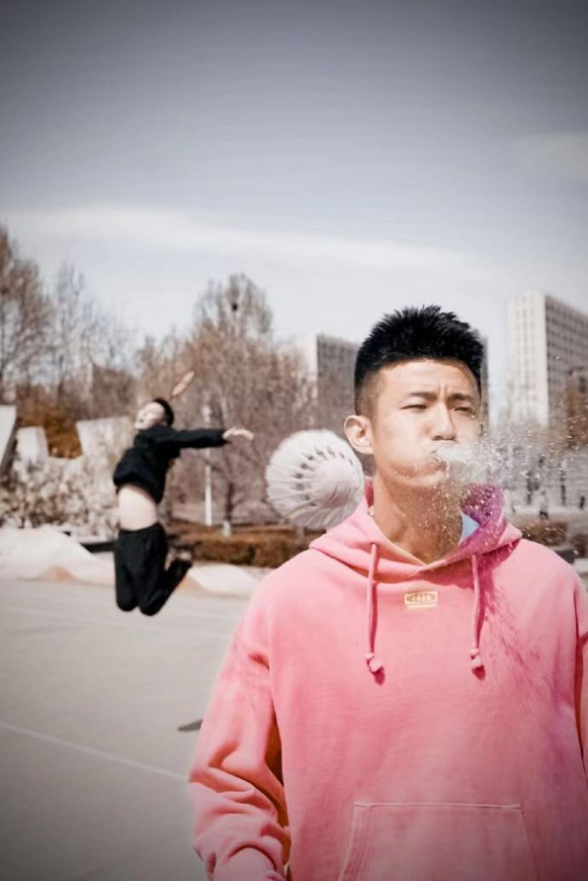 羽毛球#   我龙哥啥时候学的这项技能.  #杨晨大神##谌龙