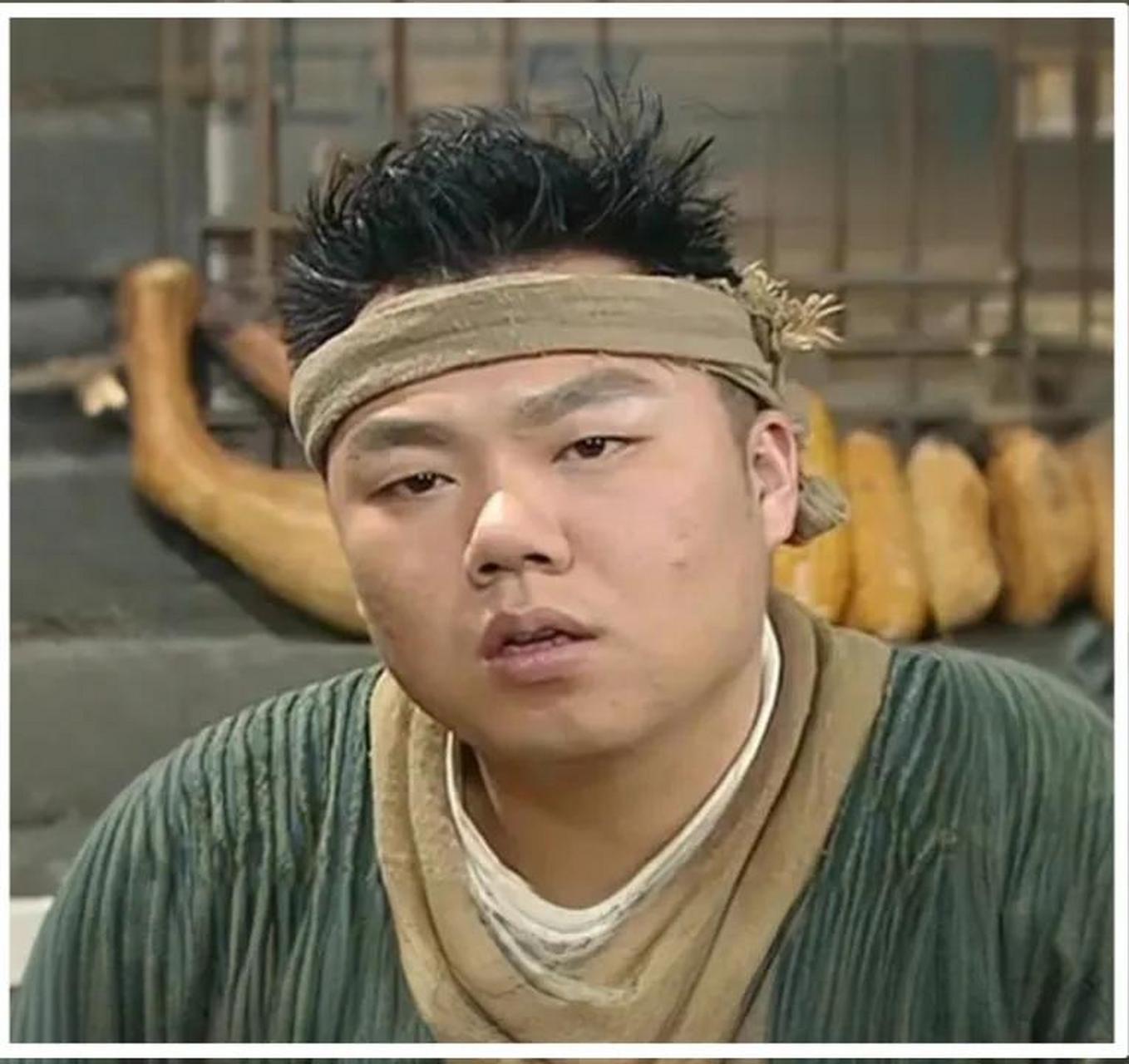 当武林外传遇见ps扩充,不愧是你李大嘴,整体还蛮还原的,但可乐炸鸡的