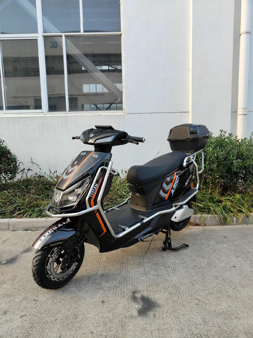 乐行电车,新款坡王a350动力之王来啦 ,96v32ah前后碟刹,朝阳90/90-10