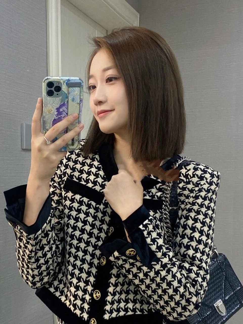 2021最火齐肩初恋短发一刀切发型设计 2021最火齐肩初恋发锁骨发减龄