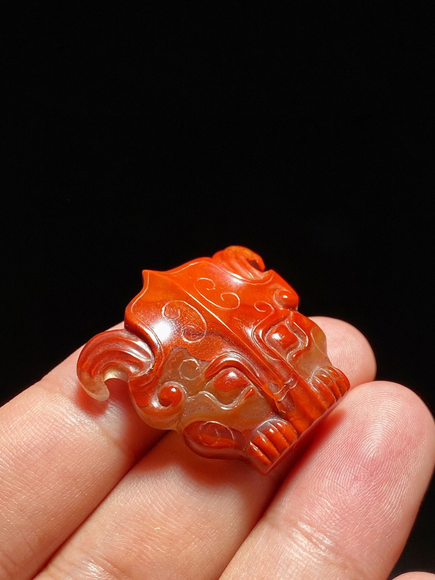 明以前 红缟玛瑙 兽面纹 玉珮 挂件