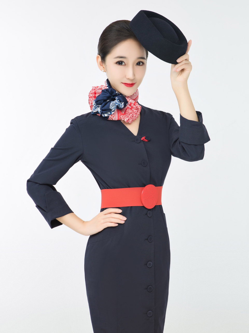 东航制服照 /红唇93记忆7615 与其说怀念飞行时期的容貌与状态