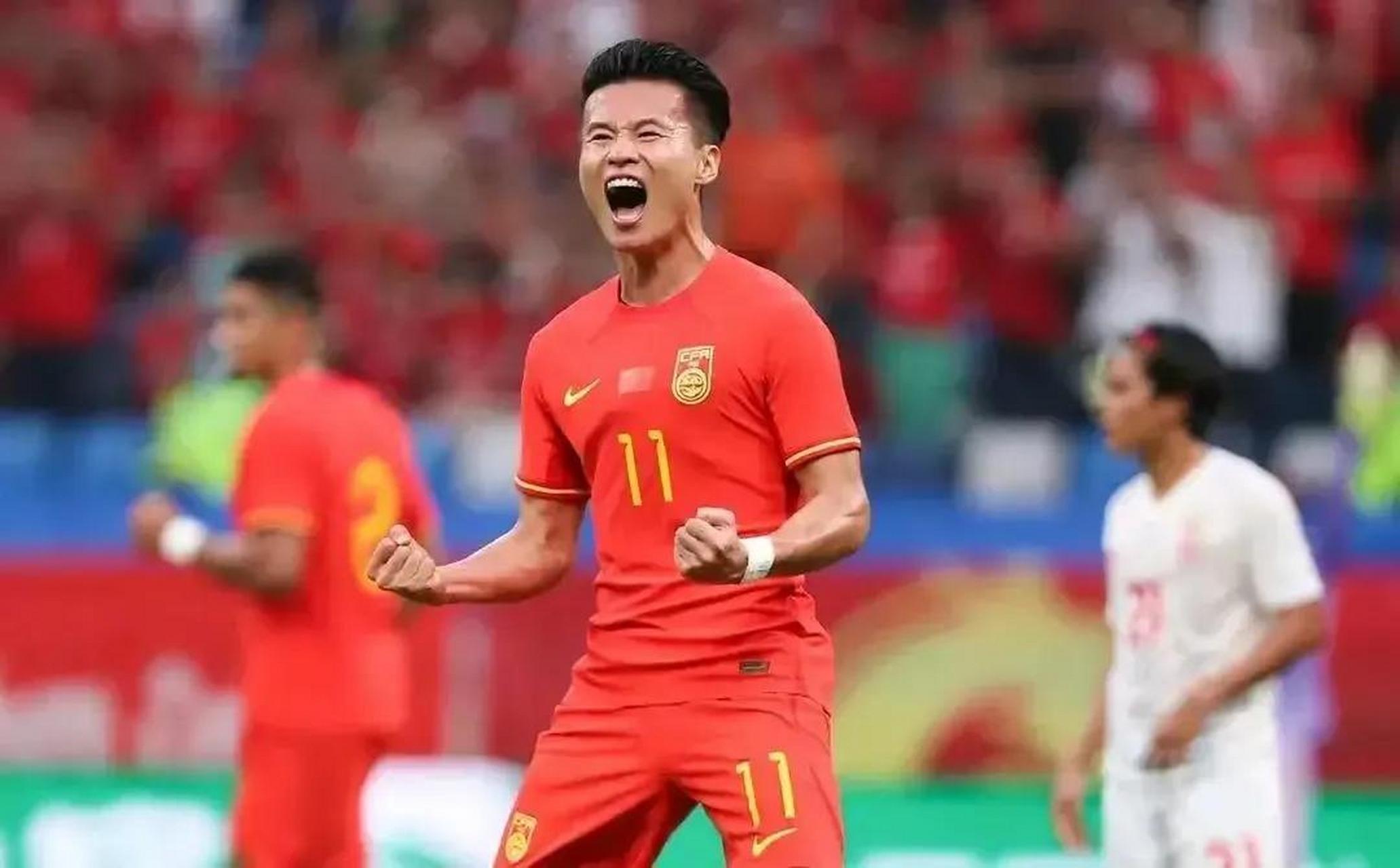 谈谈武磊艾克森之外的国足锋线第三人  1.林良铭.最近2场热身赛的主力