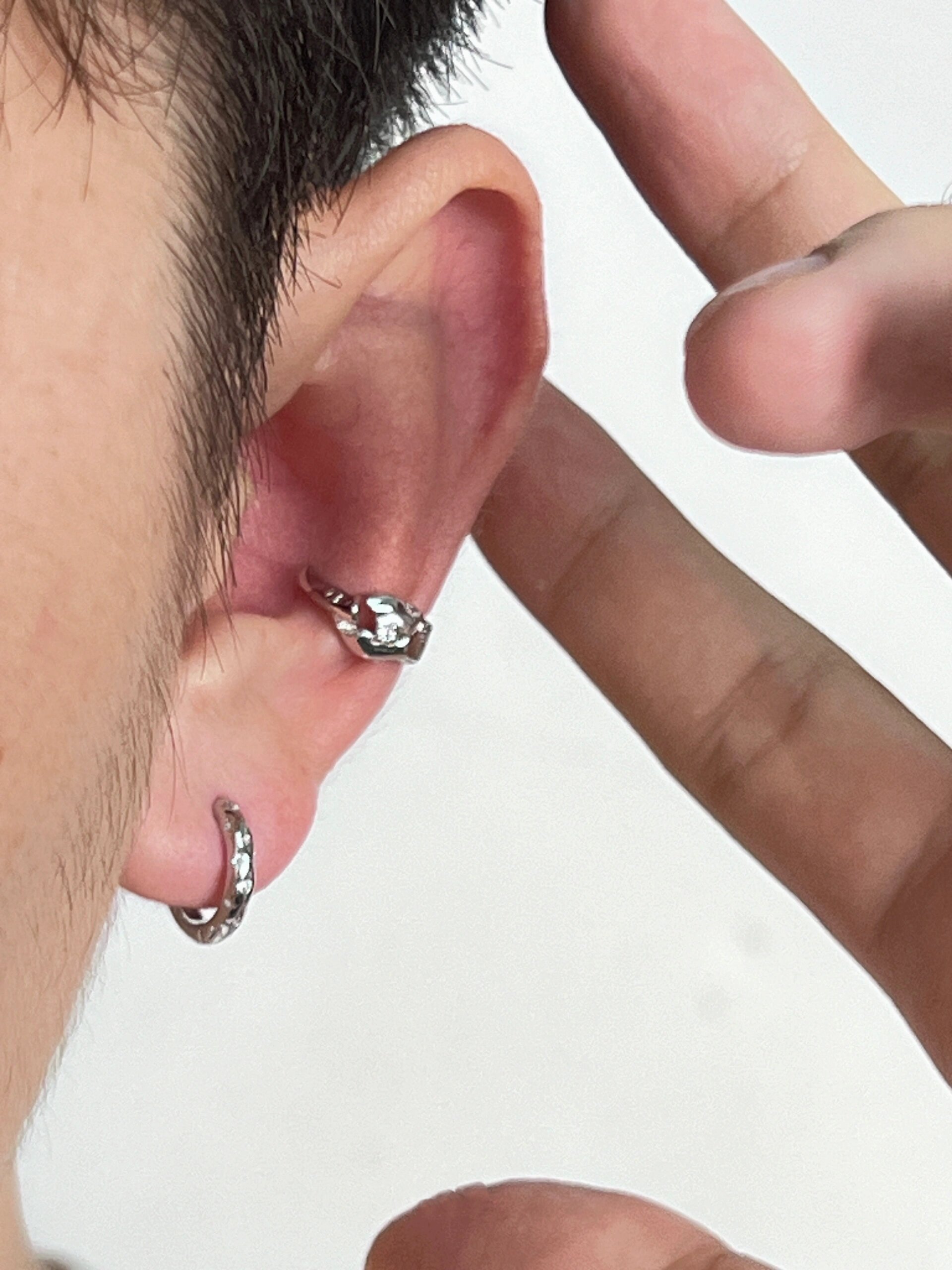 男生戴超帅的耳环分享,随便搭配都很帅