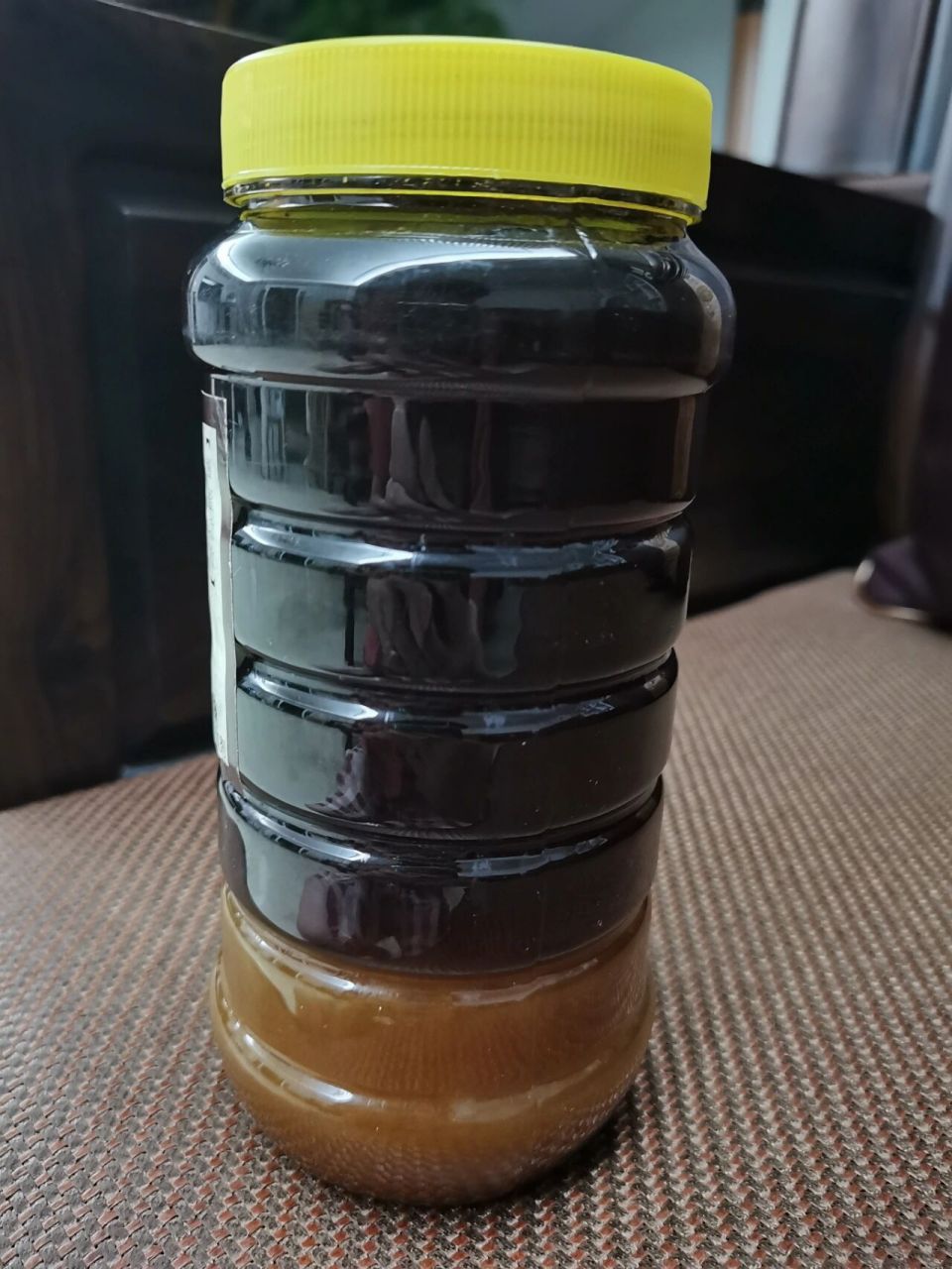 蜂蜜会有过期的说法吗能吃吗(蜂蜜会不会过期的)