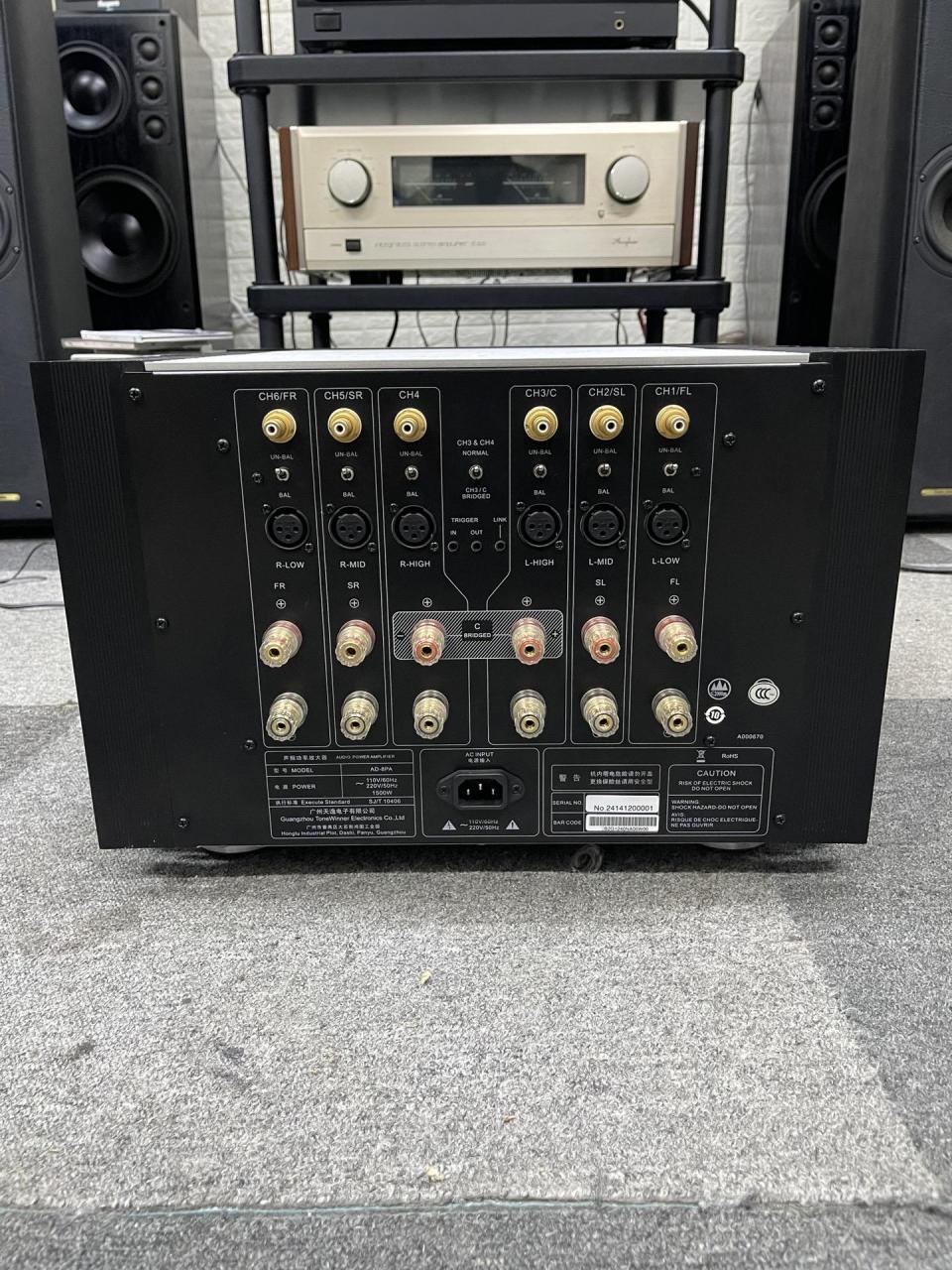 天逸ad-8pa 六声道后级功放 ￥11000 成色如图,功能正常,准新机,带