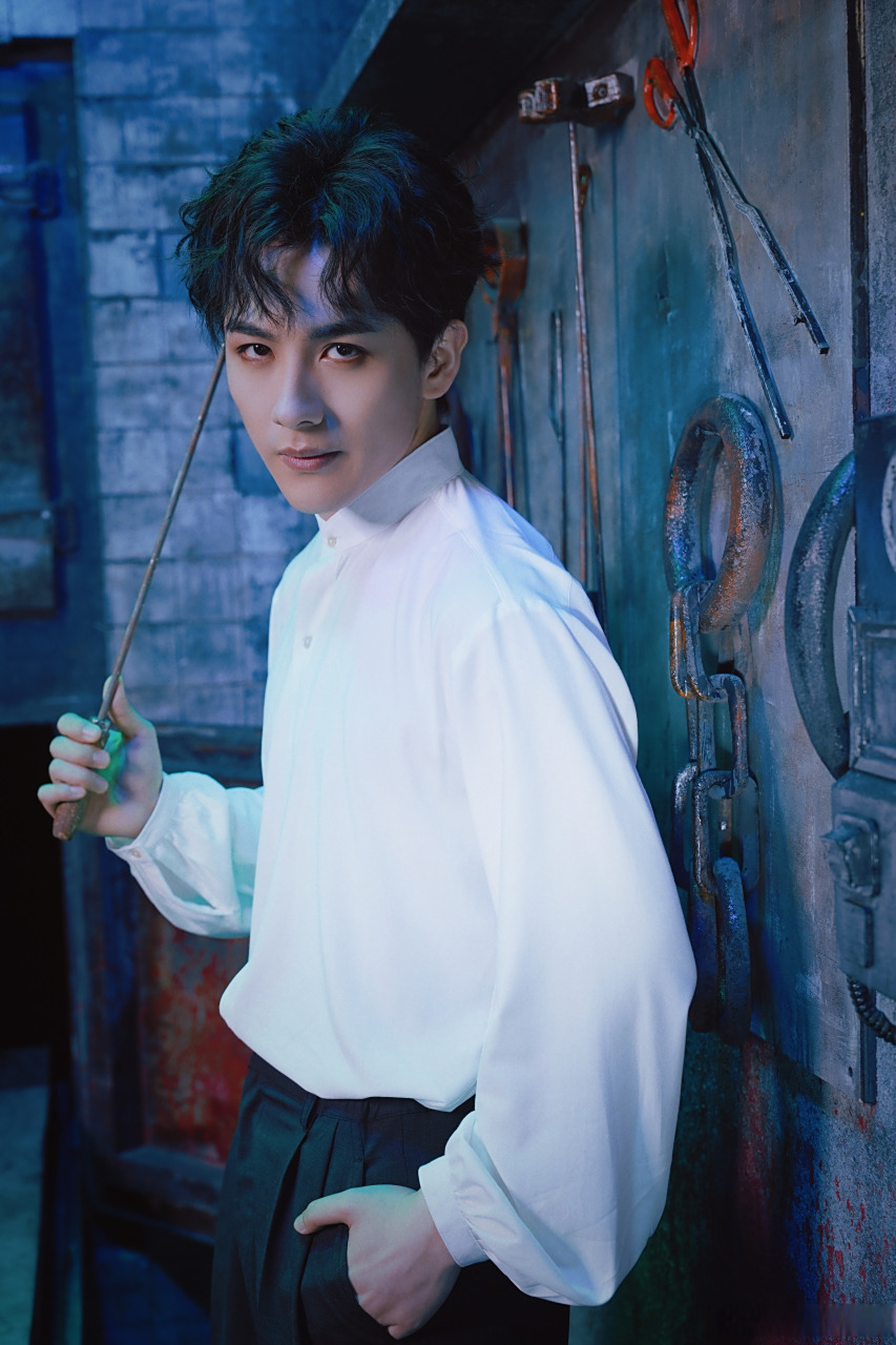 毛二# 没关系,一点一点…慢慢来～#音乐剧嗜血博士