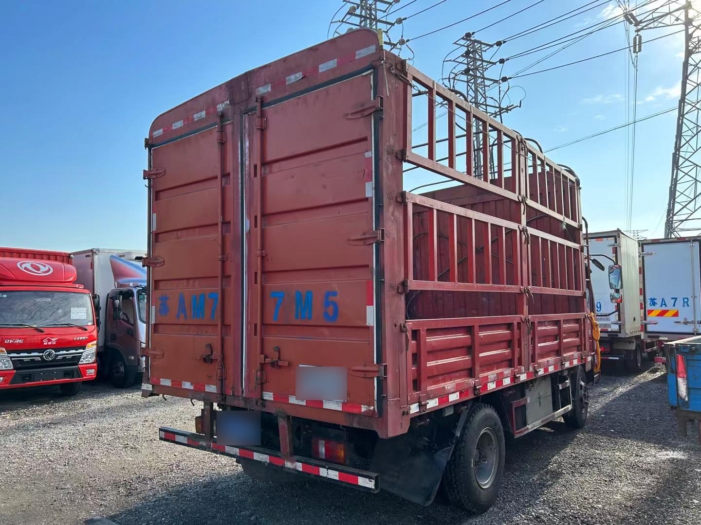 重汽豪沃4.2米高栏货车