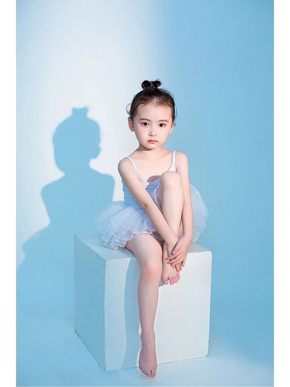 芭蕾舞02写真 学习舞蹈的小女孩95 像一个轻盈飞舞的精灵,优雅