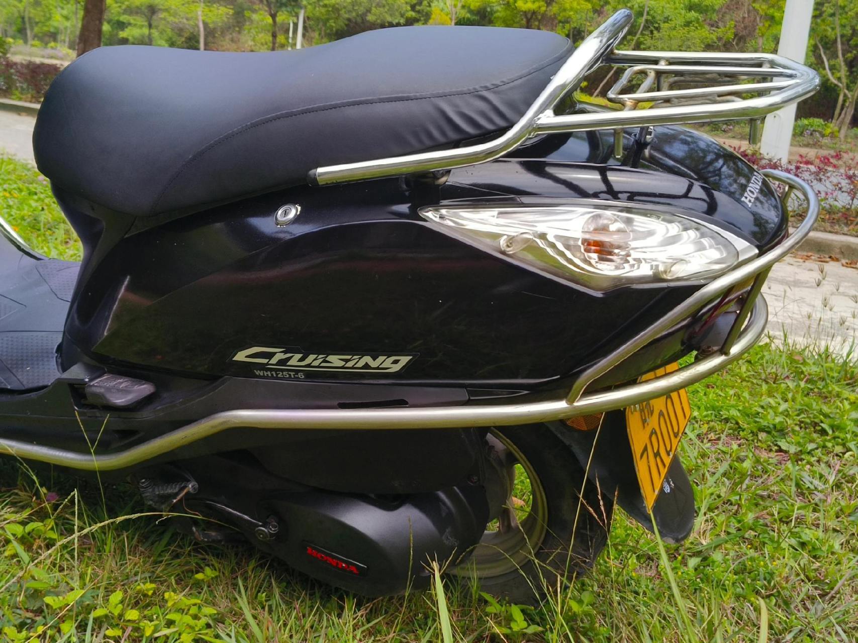 2018年wh125五羊本田低配黑色酷影,安全行驶1000多公里,双手刹,带一把