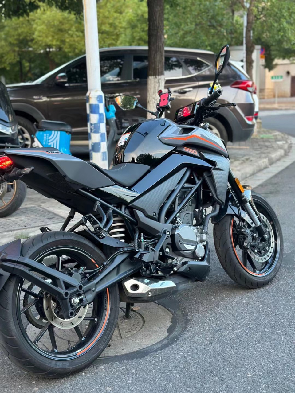 23年nk250高配abs版 23年nk250高配abs版 1400公里 精品无暇 新车2万