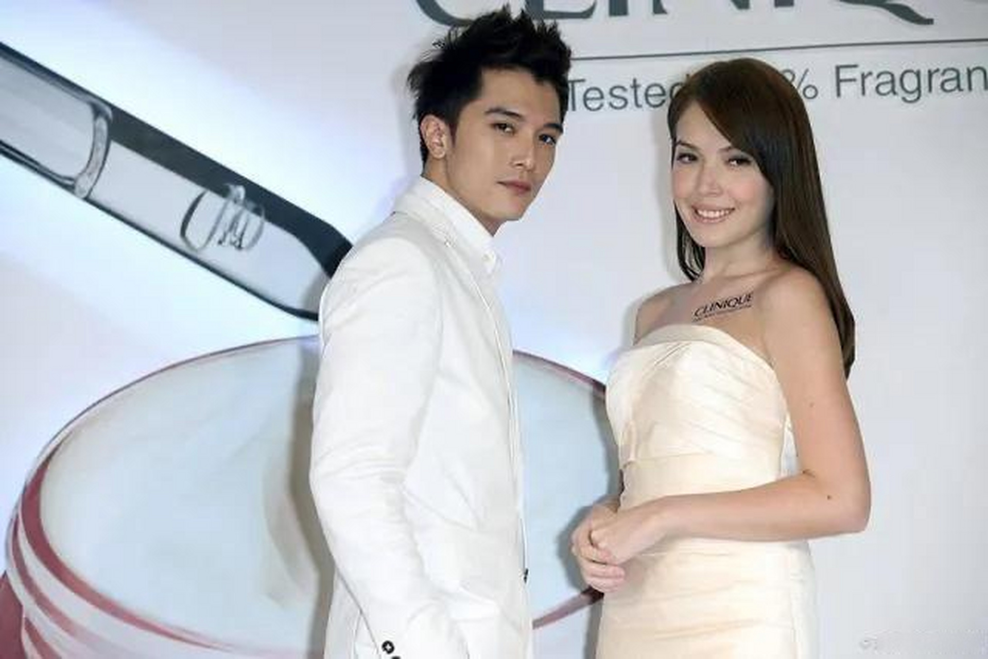 邱泽的前女友真的多:杨丞琳,陈乔恩,唐嫣,李毓芬,张钧甯,没想到最后娶