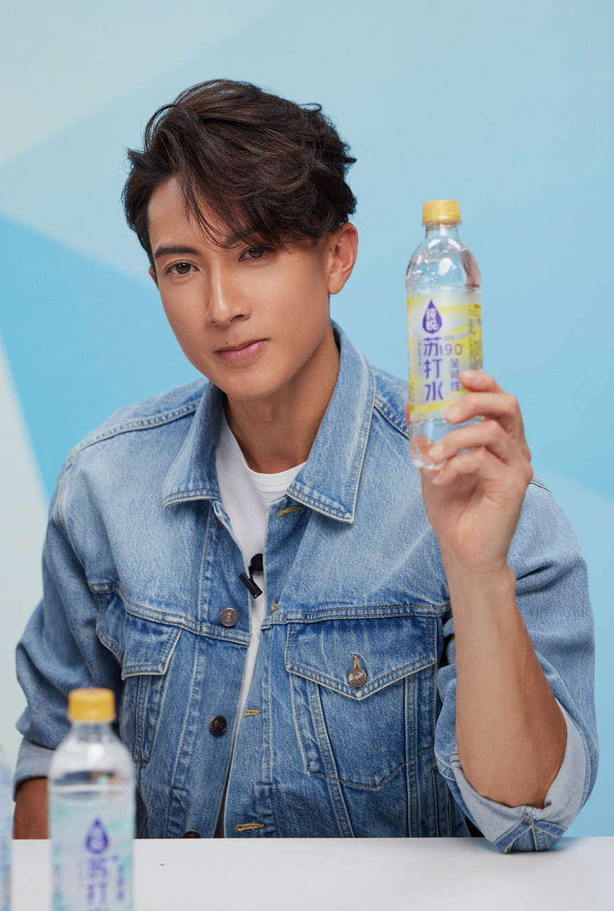 吴尊# 与纯悦chunyue代言人@演员吴尊 尊享治愈时光,保持活力好状 !!