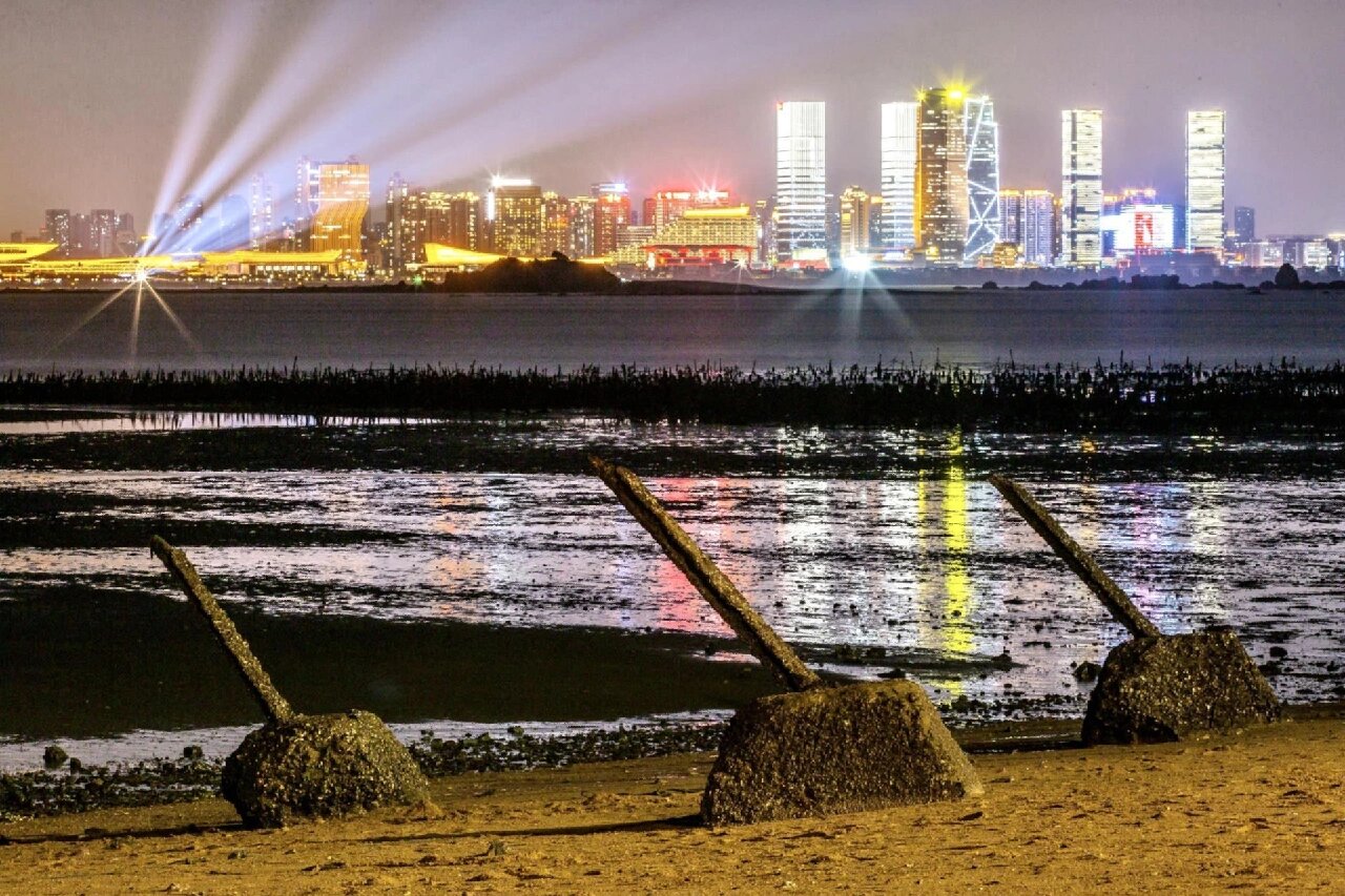 小金门双口海滩看厦门夜景