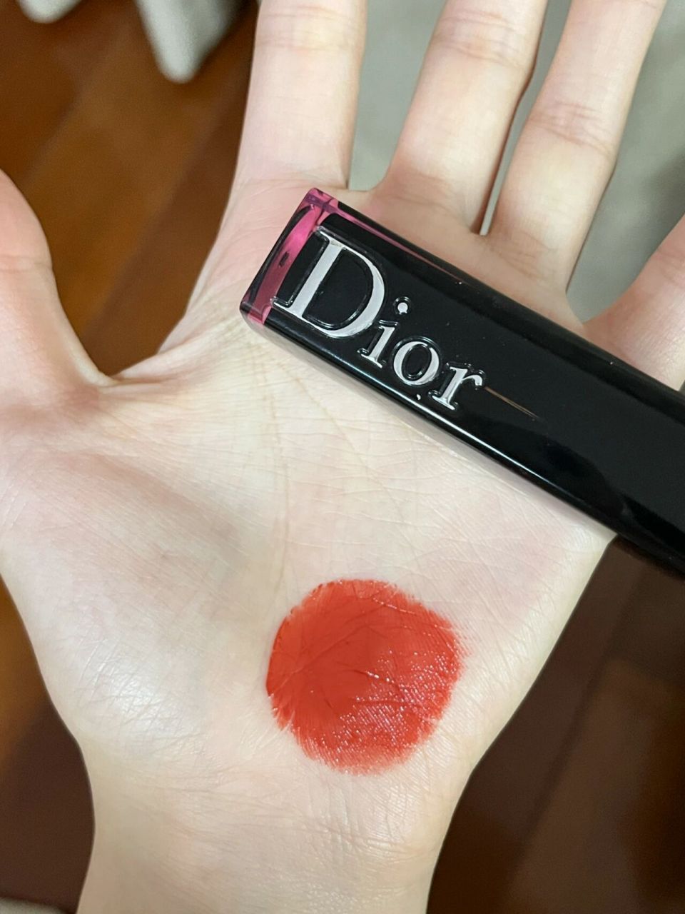 dior 740经典枫叶红93曾经的断货王值得入吗 上手颜色是真的好看 很
