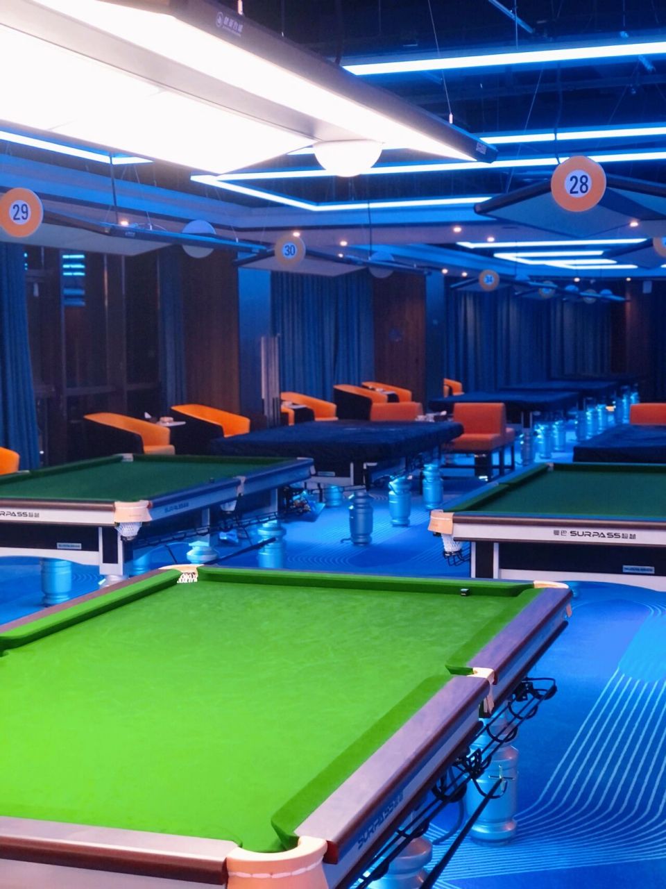 95打卡南昌最豪华的台球俱乐部 95 - 南昌装修最豪华台球室 上百