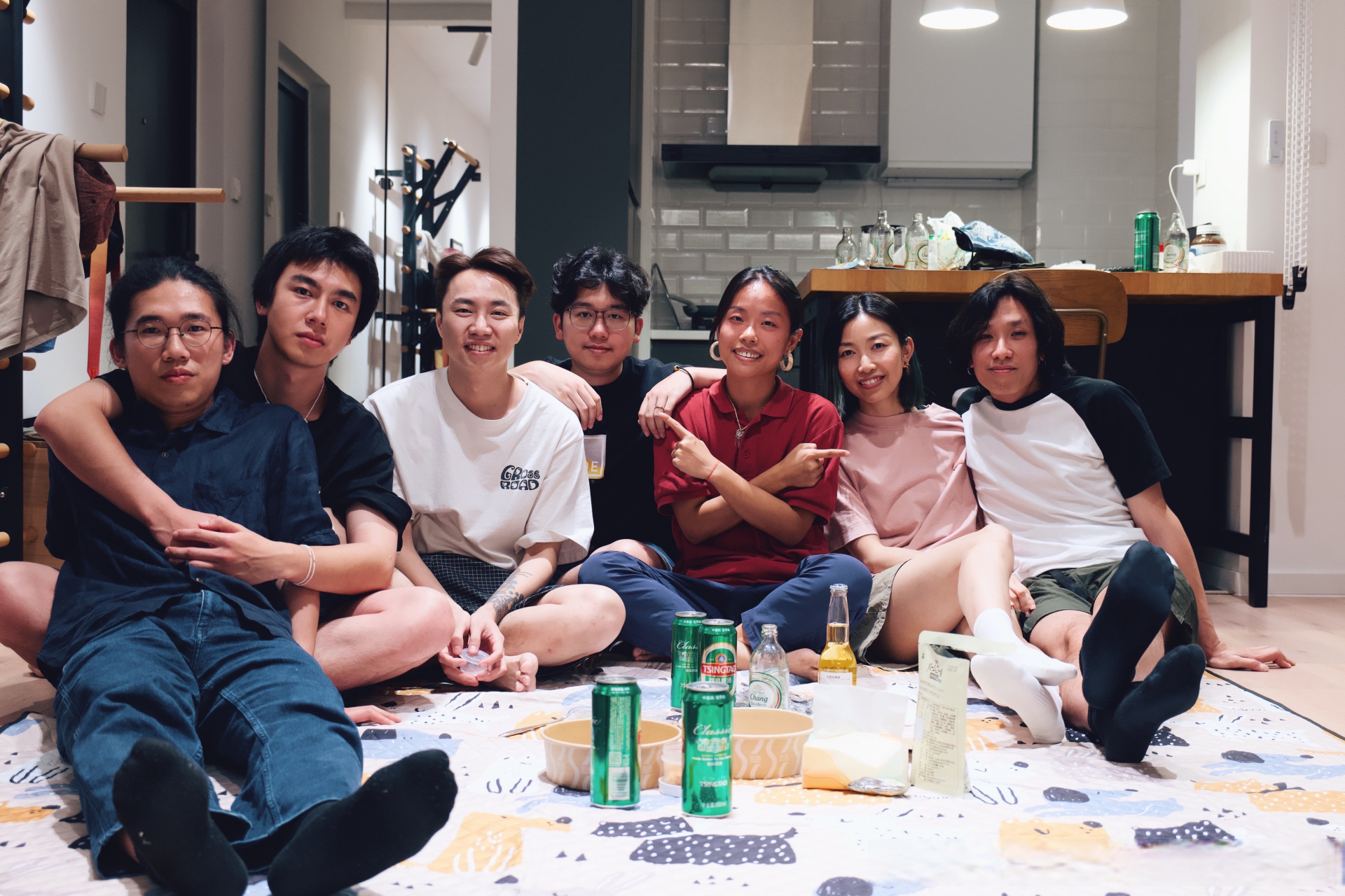 蛙池的新专《郊游》都听了吗?特别好!