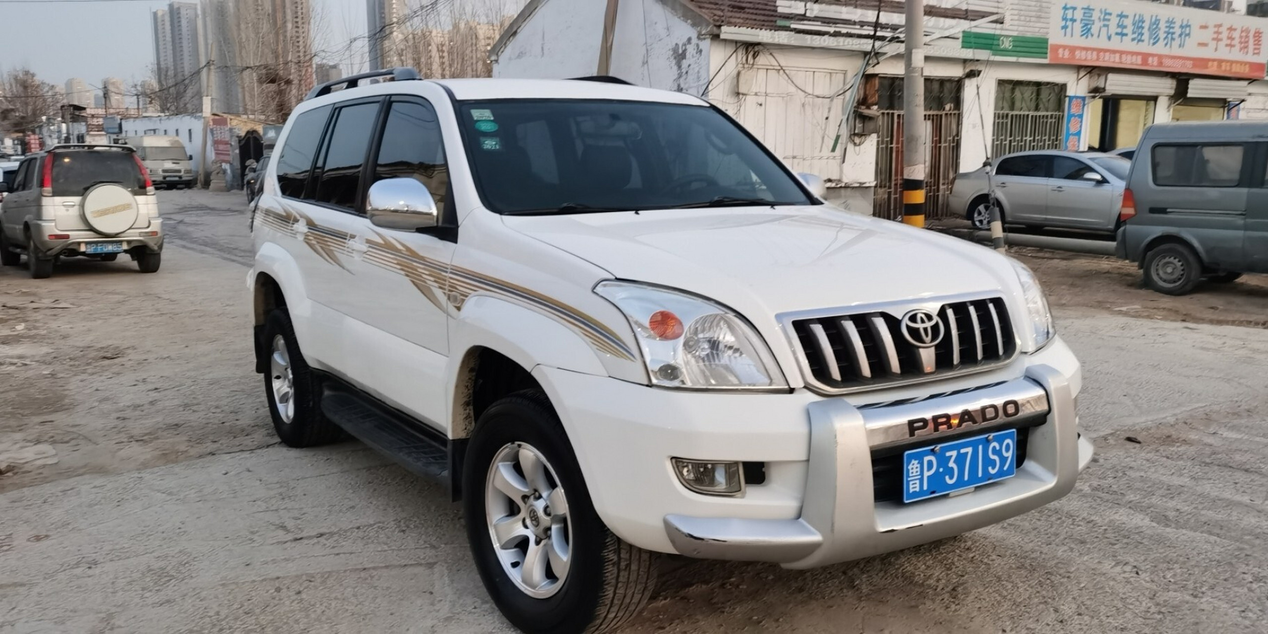 09年11月霸道2700.四驱越野车审车保险全价 丰田霸道