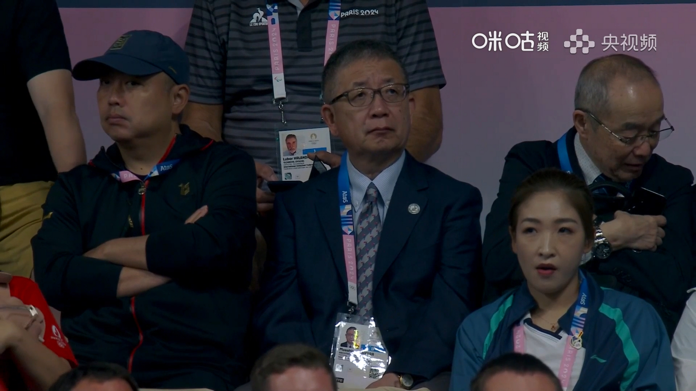 刘国梁刘诗雯现场观战  刘国梁,刘诗雯观众席观看王楚钦比赛  #奥运会