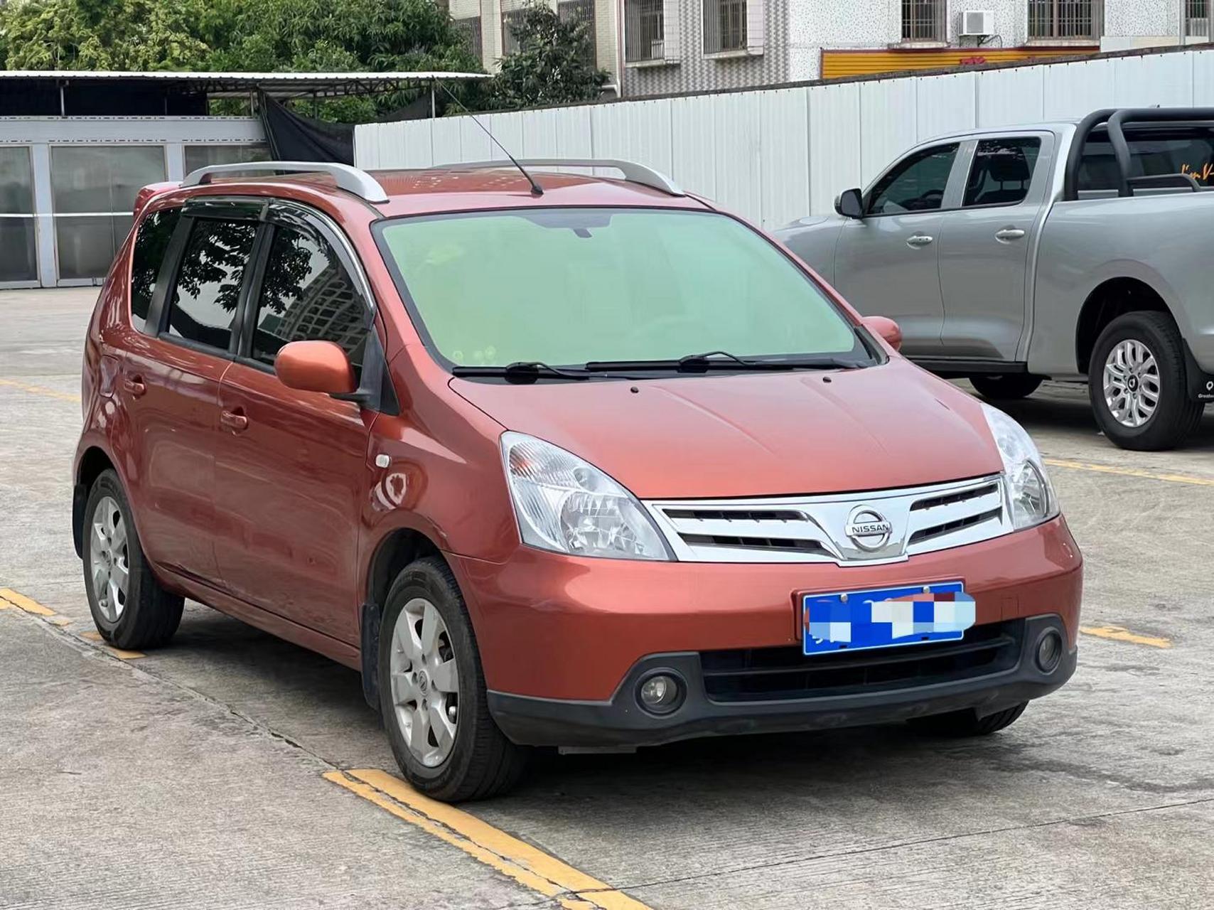 6排量自动挡,省油耐用代步车,加装大屏导航行车记录仪改装音响,四条