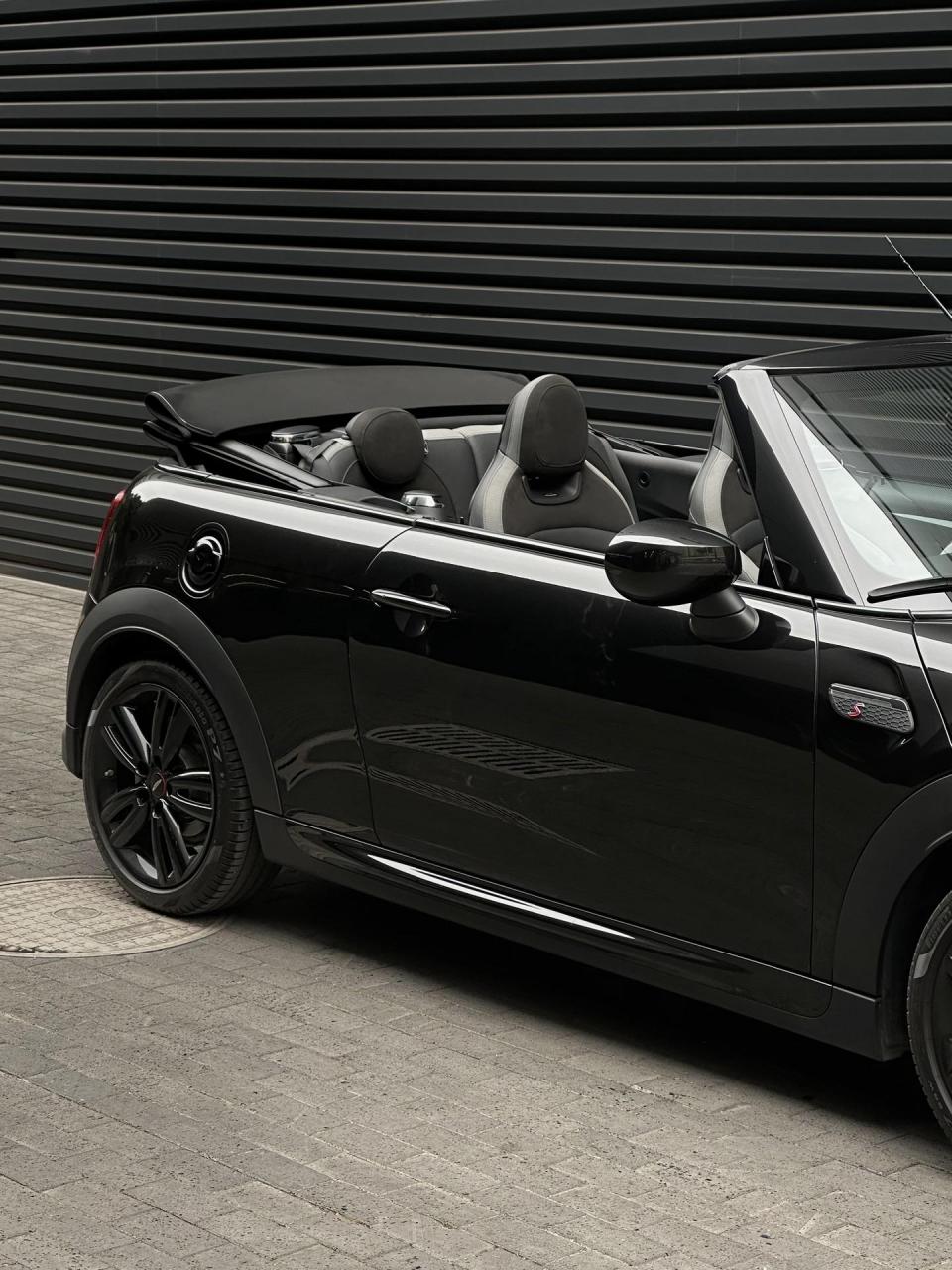 mini黑武士敞篷版,全国保有量极少