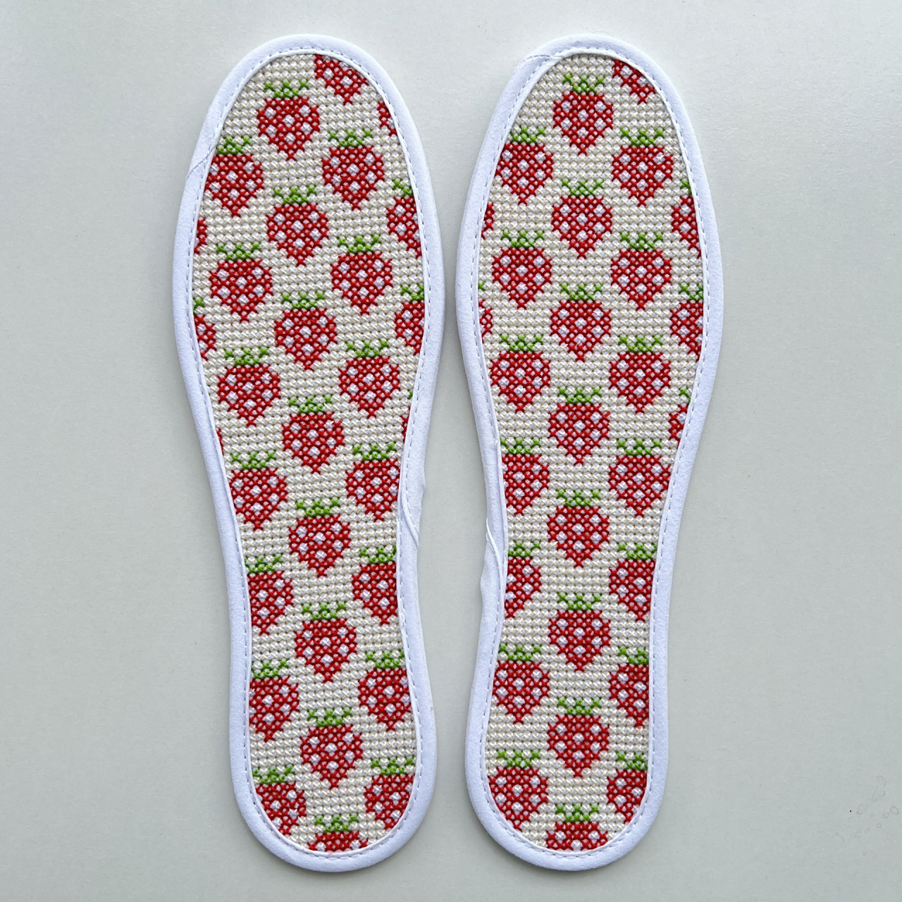 十字绣鞋垫|草莓