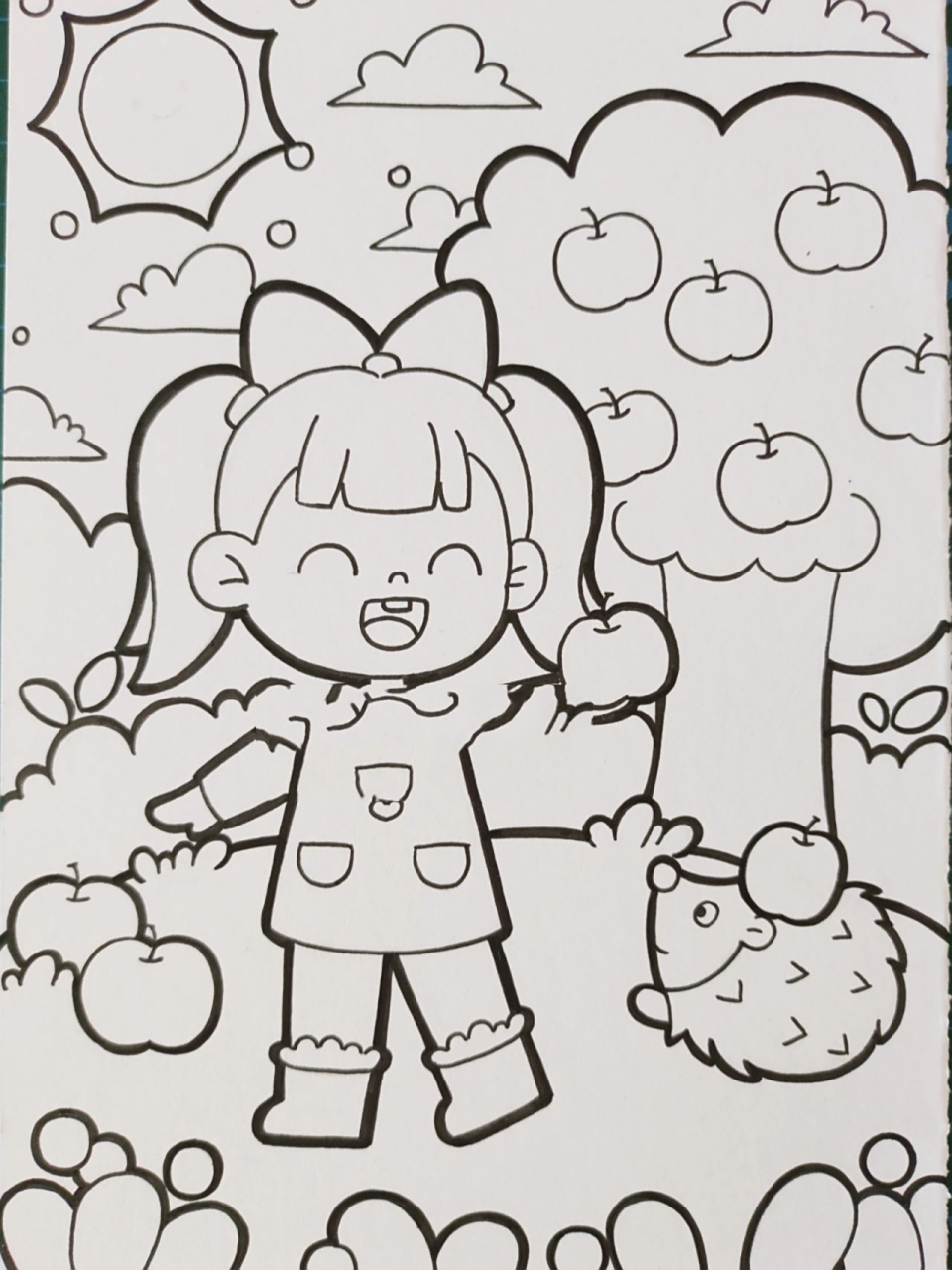 秋天主题儿童画 线稿 秋天主题儿童画 线稿