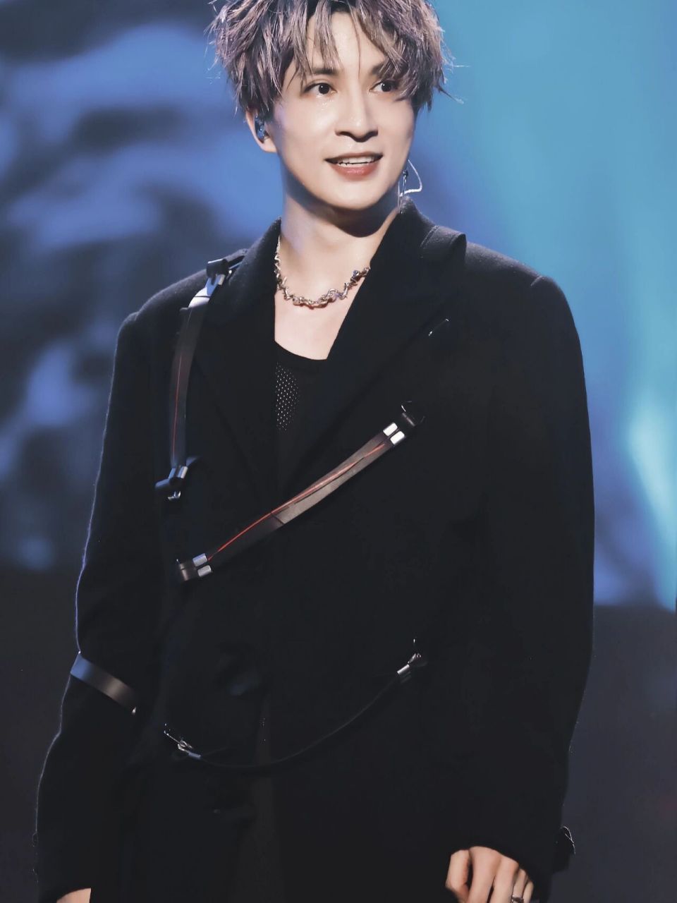 薛之谦图片 来一波老薛帅图 图片收藏起来 大数据推给谦友