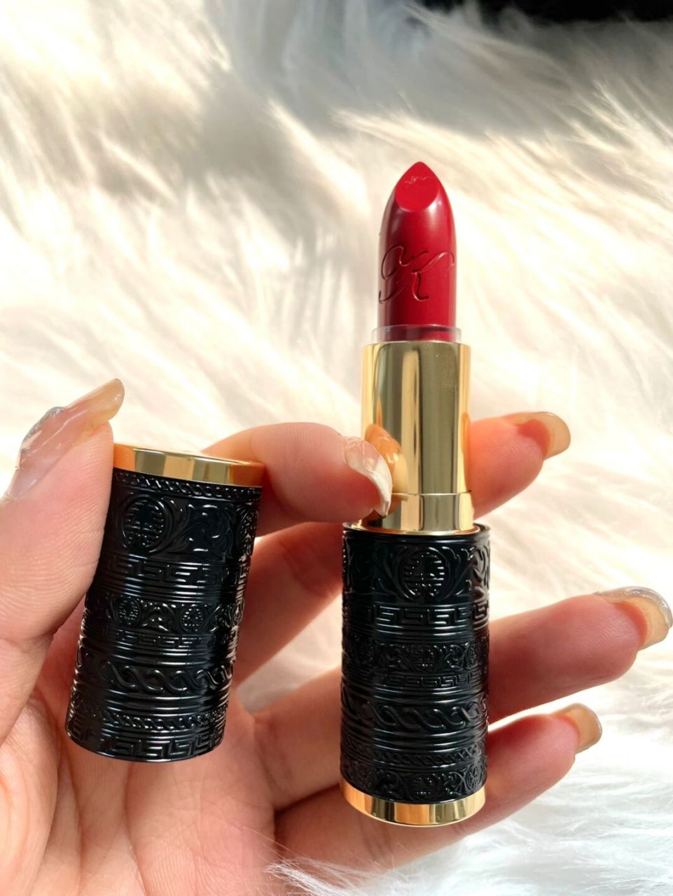 今天收到了kilian凯利安的口红96套装礼盒 打开的那一刻实在太惊喜