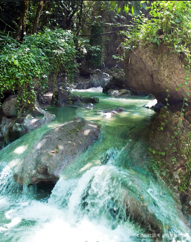 白龙潭位于北京市密云区,是一个美丽的山水景区,拥有壮观的瀑布_白
