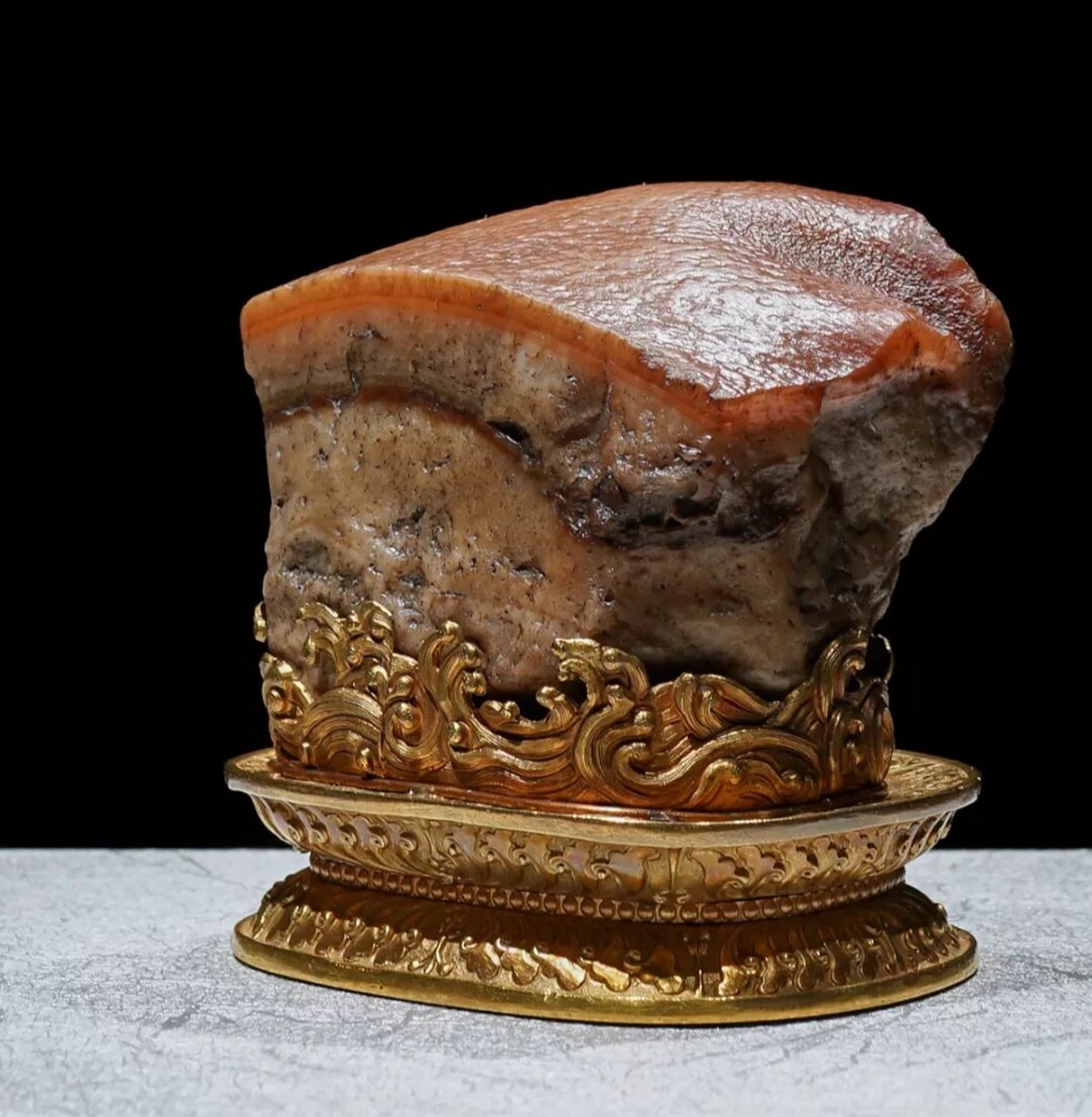 台北故宫镇馆之宝东坡肉石,竟有一块姊妹石 【清康熙东坡肉形石】中国