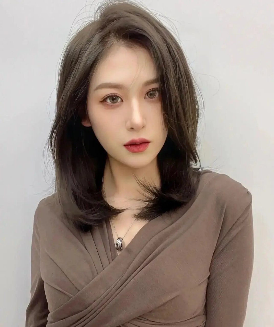 超级好看的免打理锁骨发纹理烫7815太显气质了       适合所有