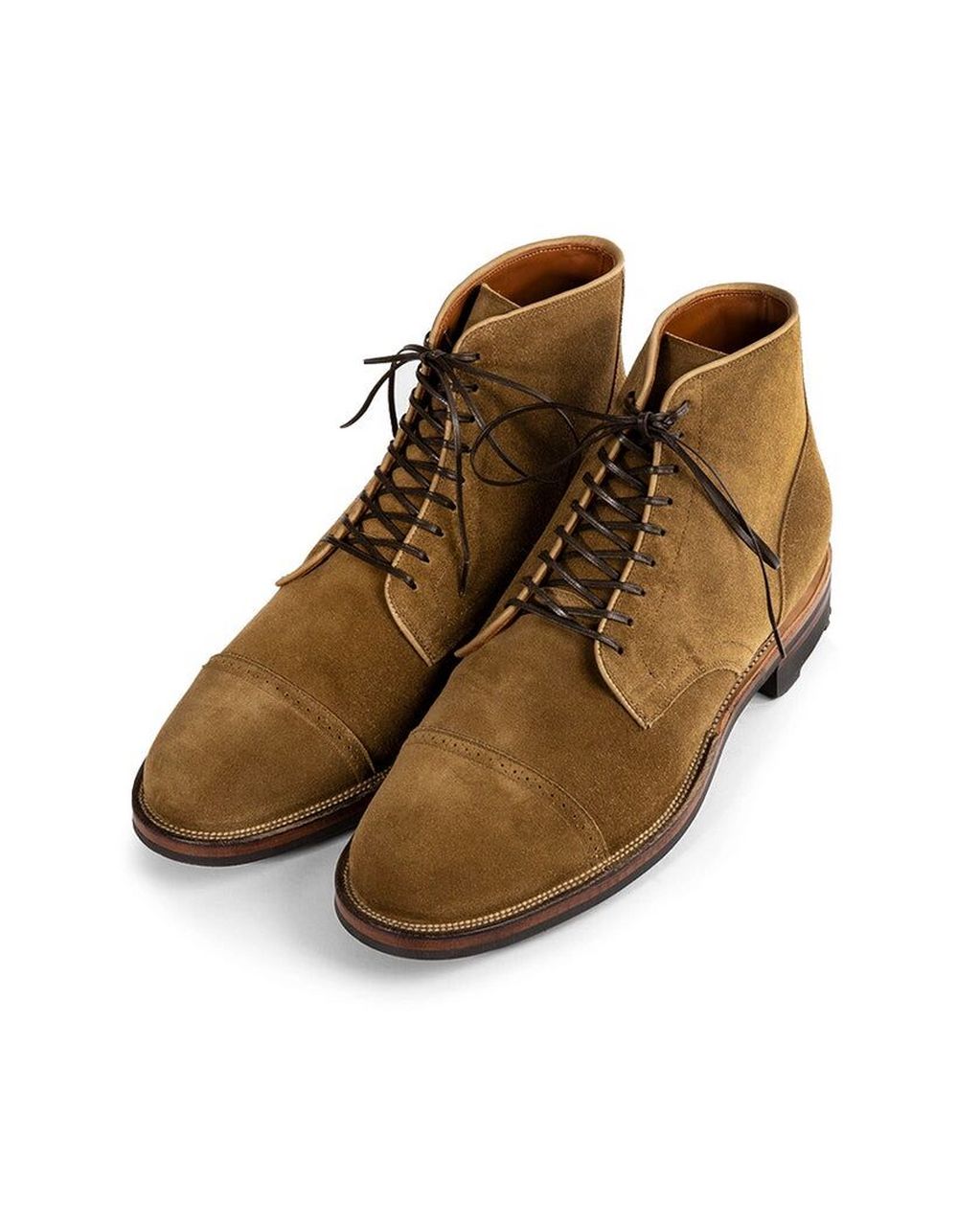 种草 | viberg 盖头2030翻毛靴全集 viberg 作为加拿大工装靴之王,他