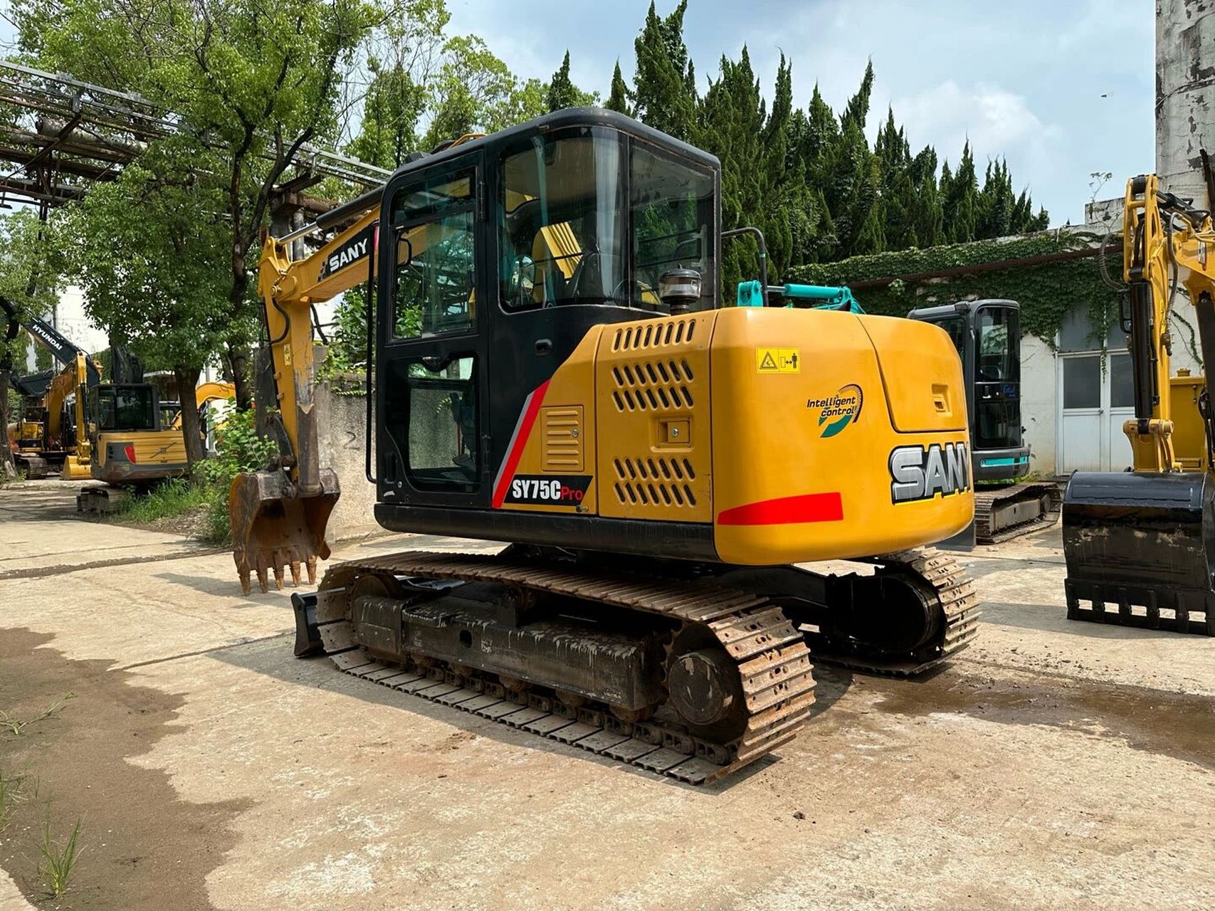 8 "精品二手挖机 "外贸出口二手挖掘机#二手挖掘机# #二手挖掘机价格